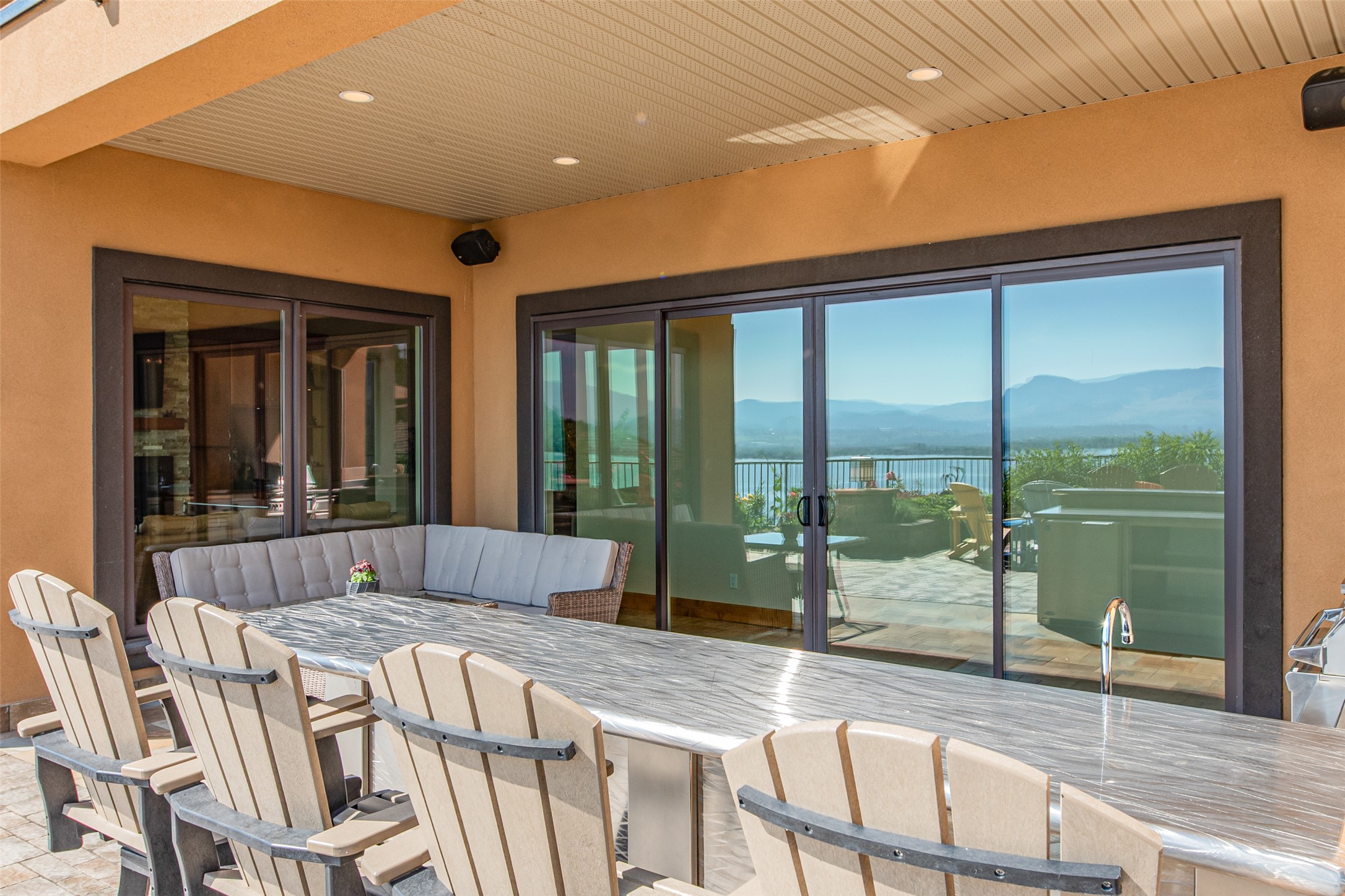 2513 Casa Palmero Drive