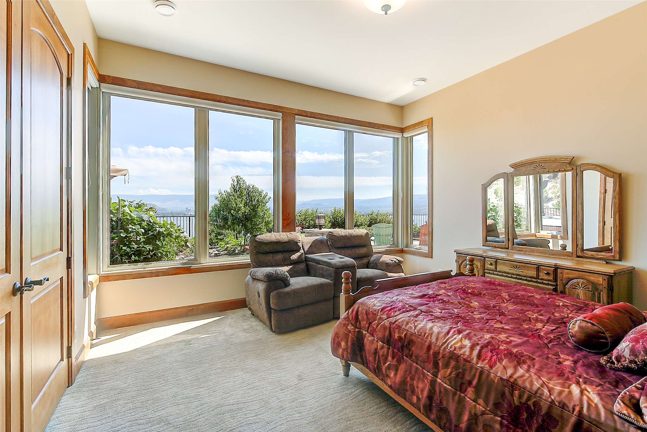 2513 Casa Palmero Drive