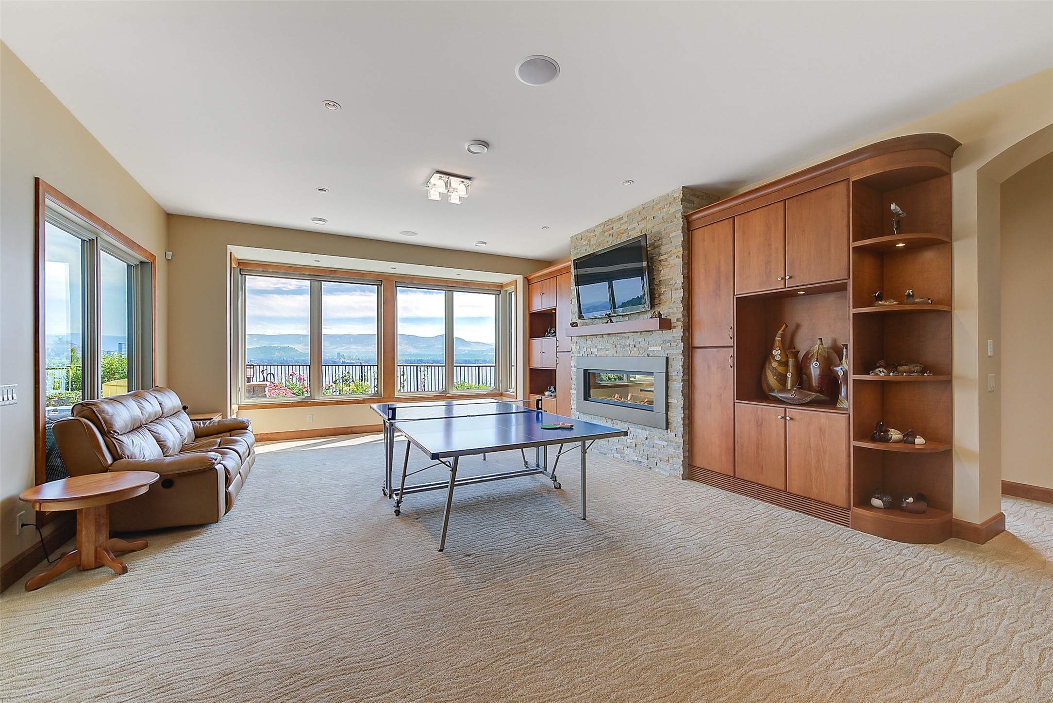 2513 Casa Palmero Drive