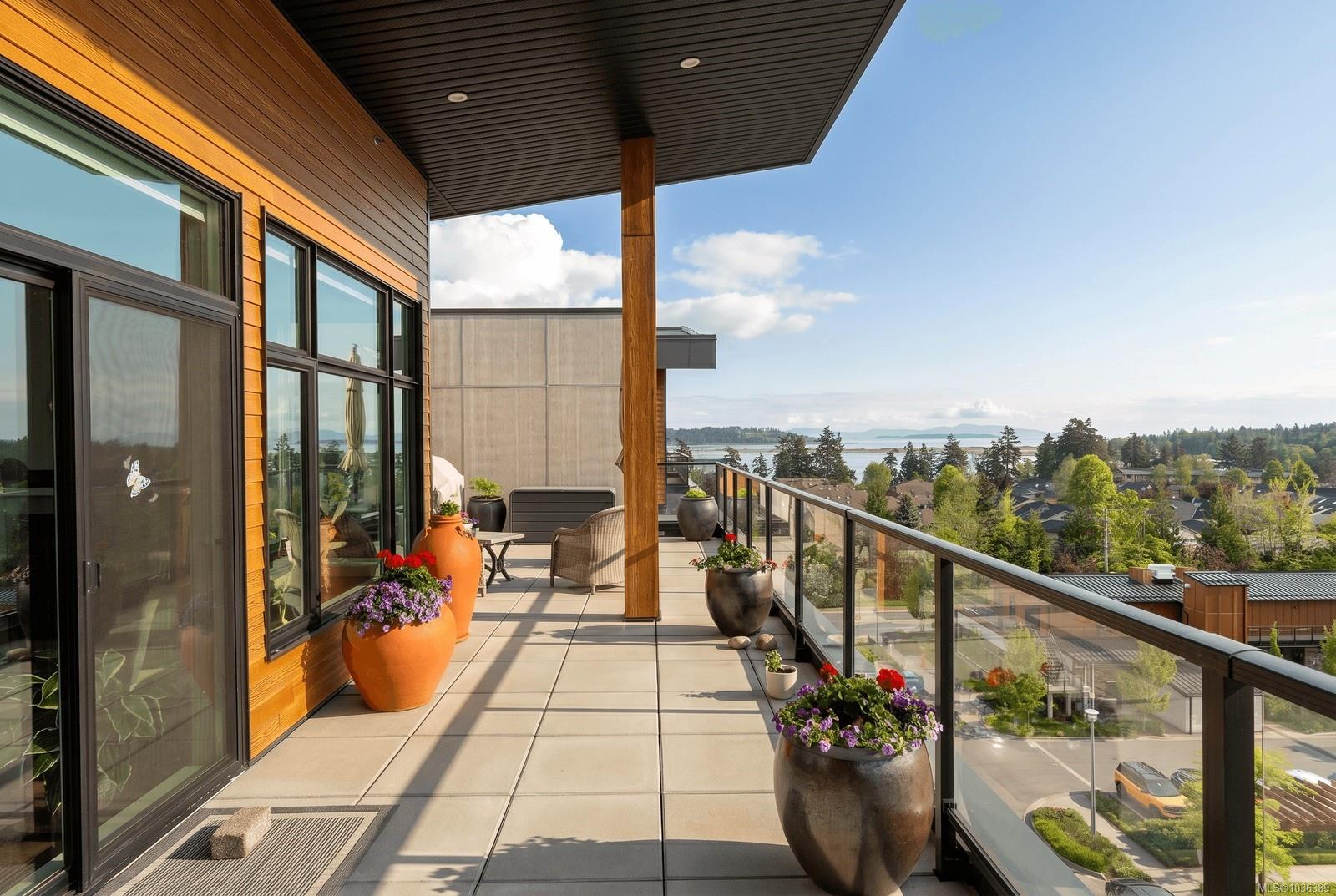 2520 Hackett Cres # 603