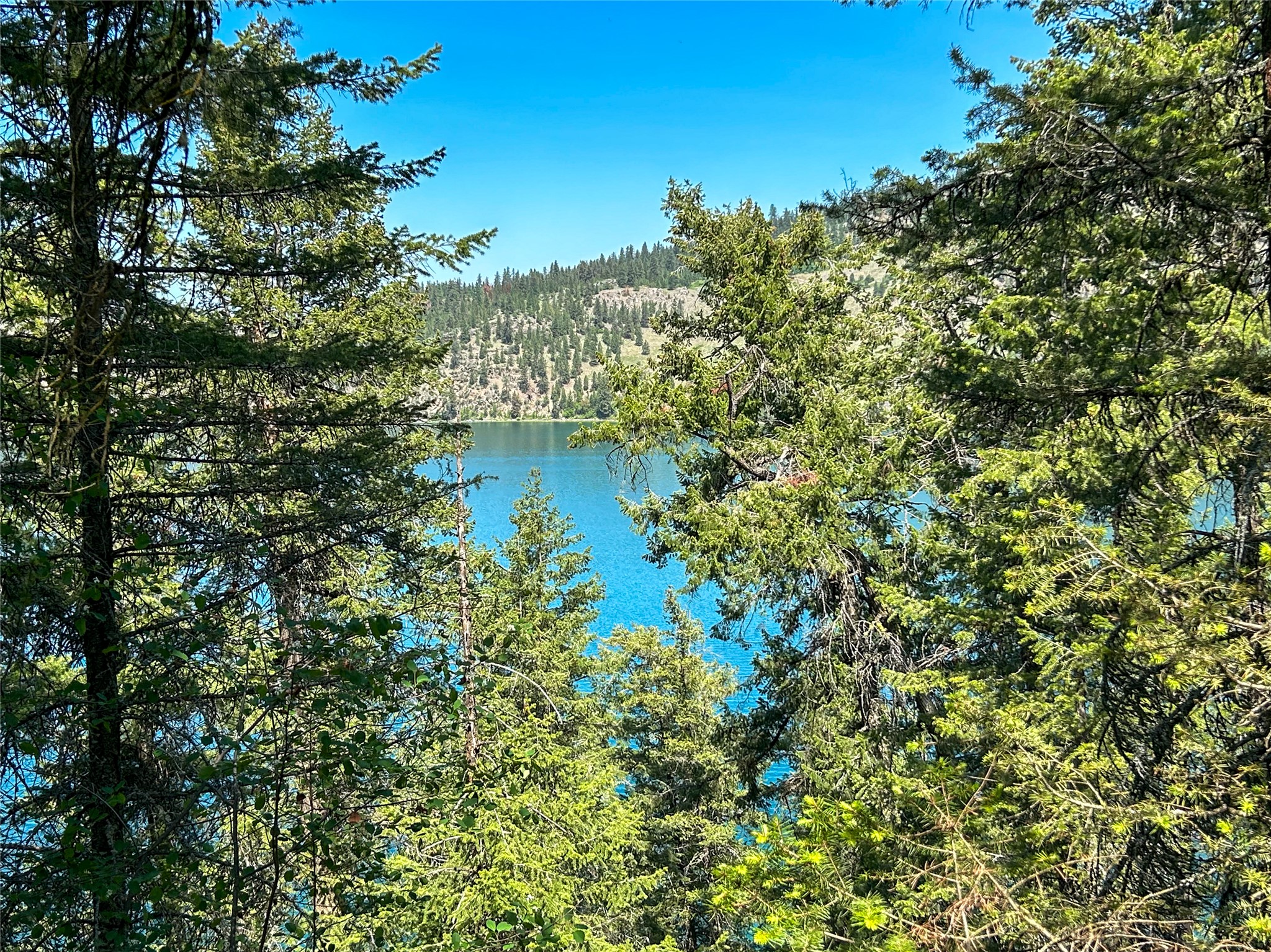 5893 Cosens Bay Road