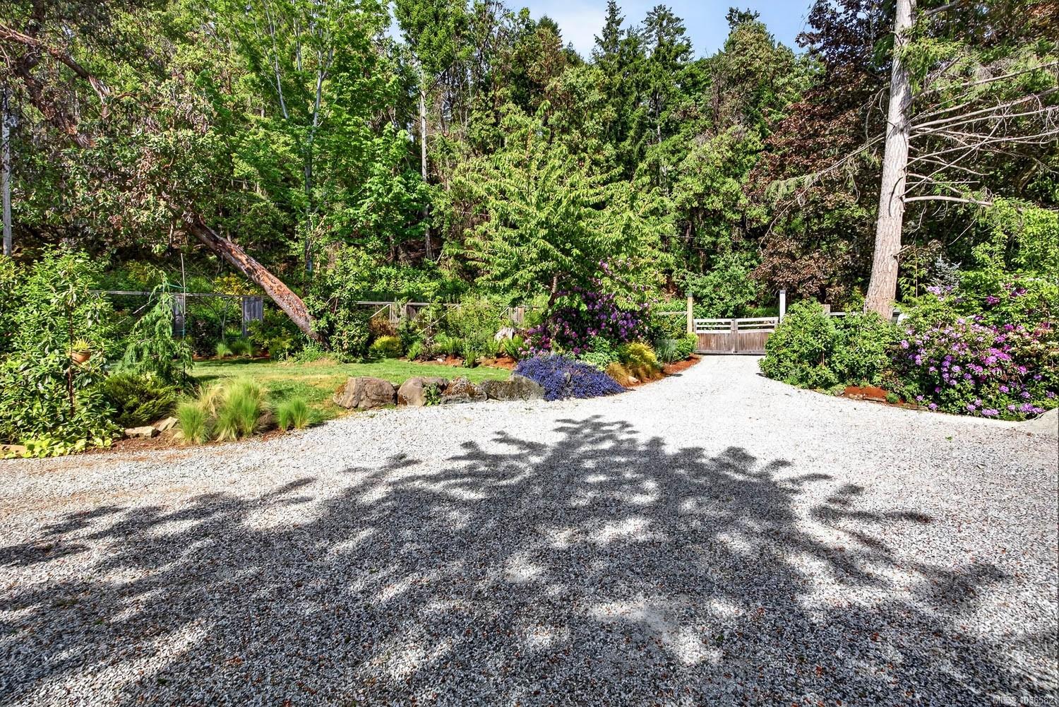 245 Mountain Park Dr