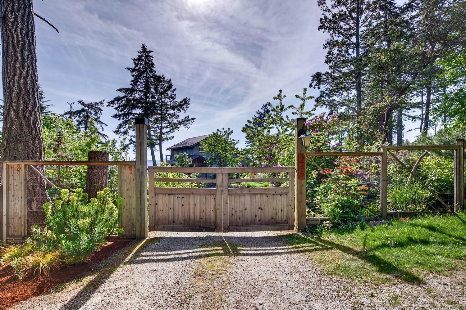 245 Mountain Park Dr