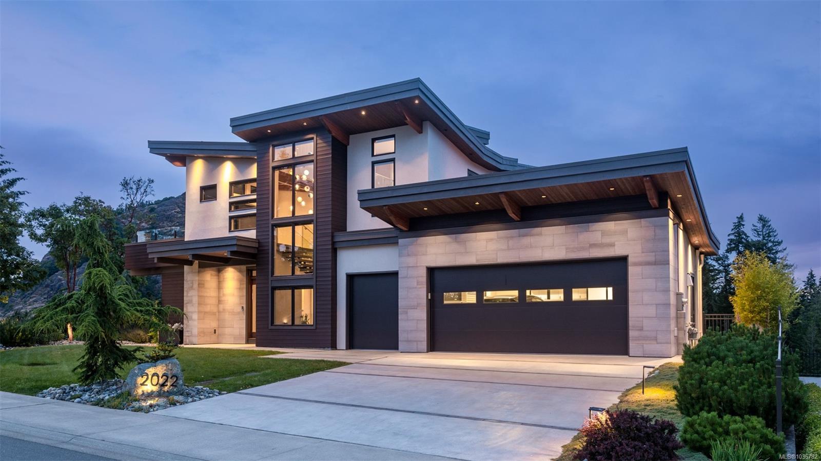 2022 Pebble Dr