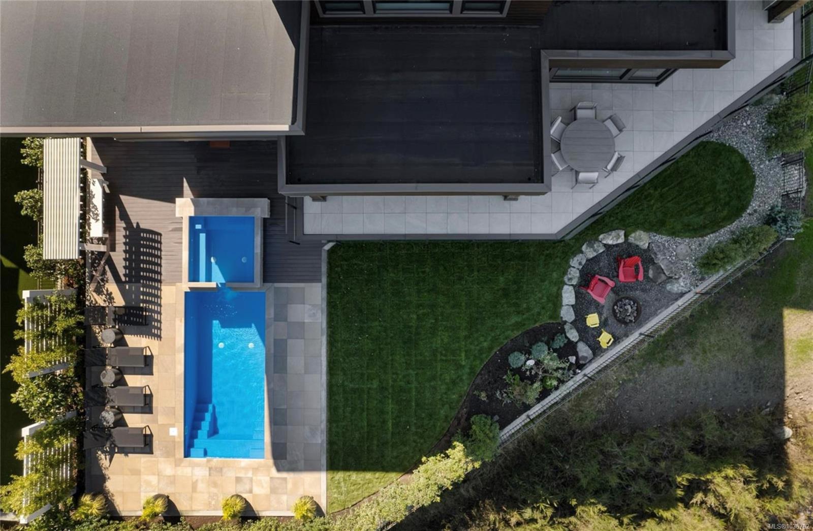 2022 Pebble Dr