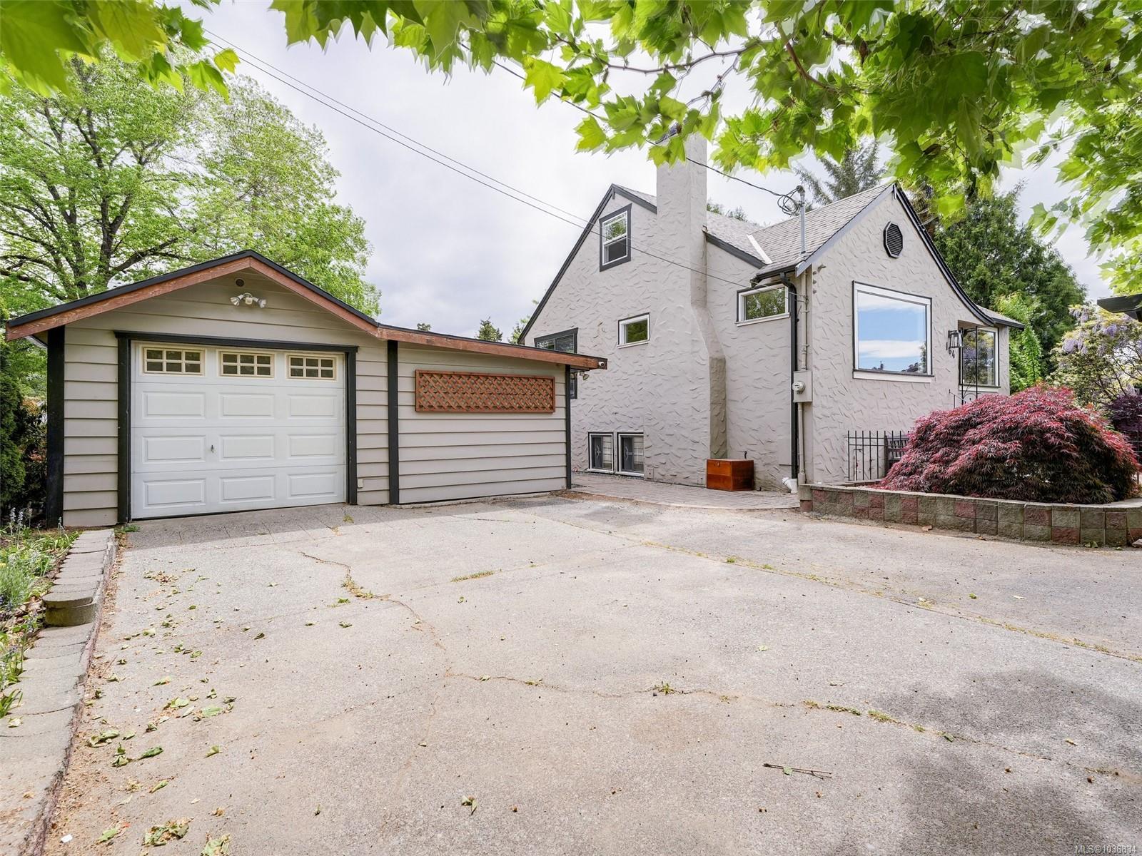 164 St. Giles St