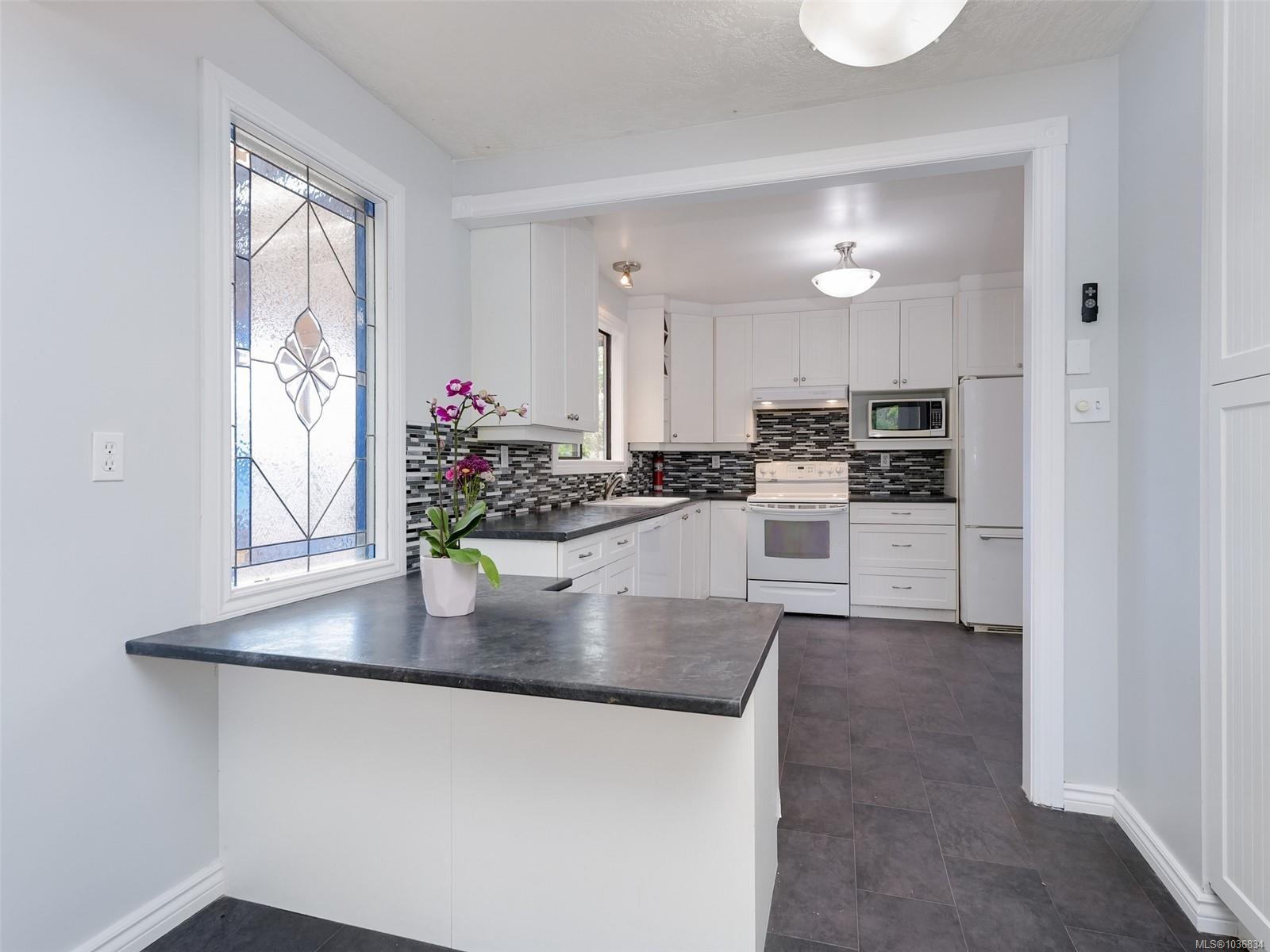 164 St. Giles St