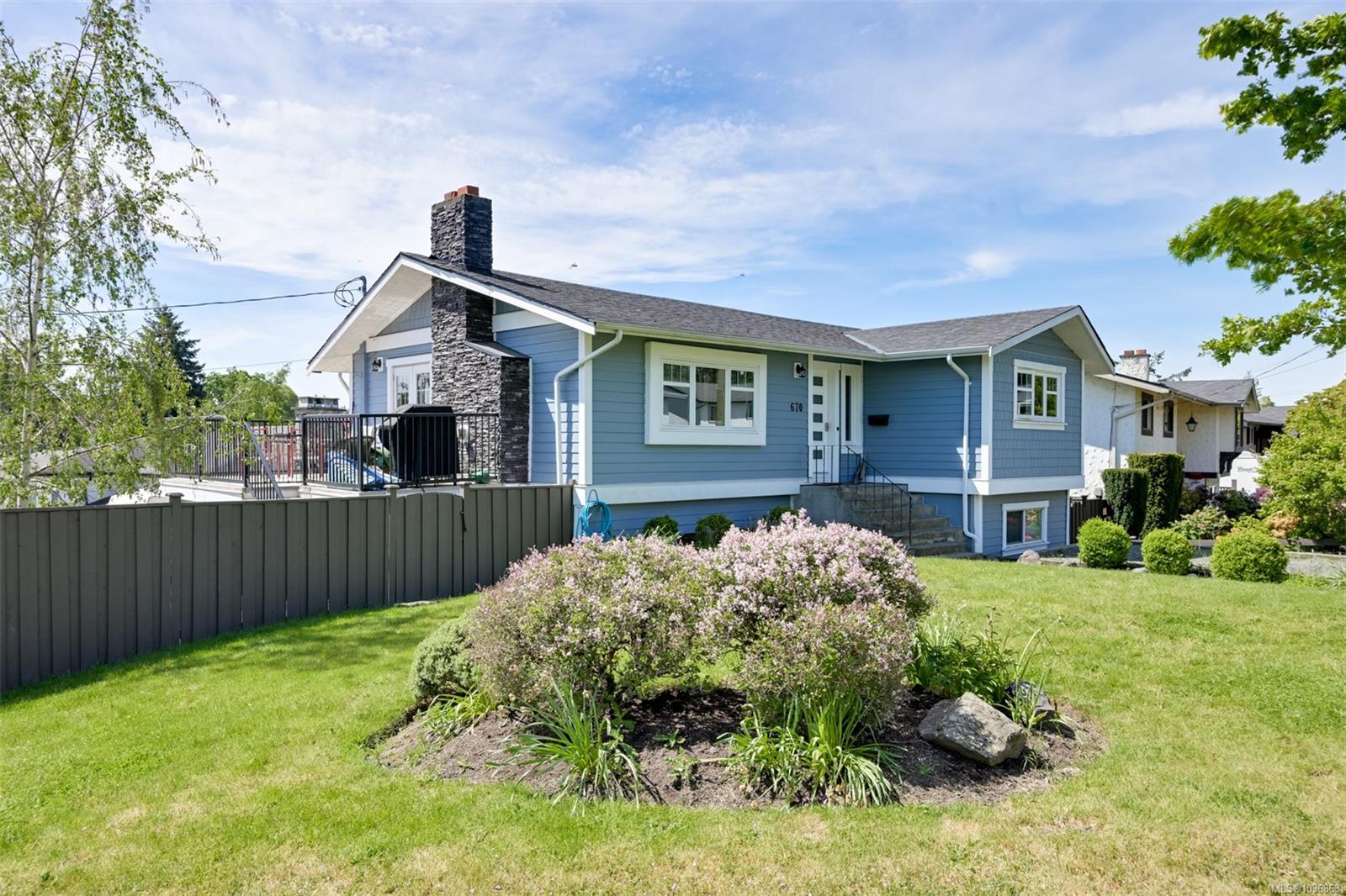 670 Polyanthus Cres