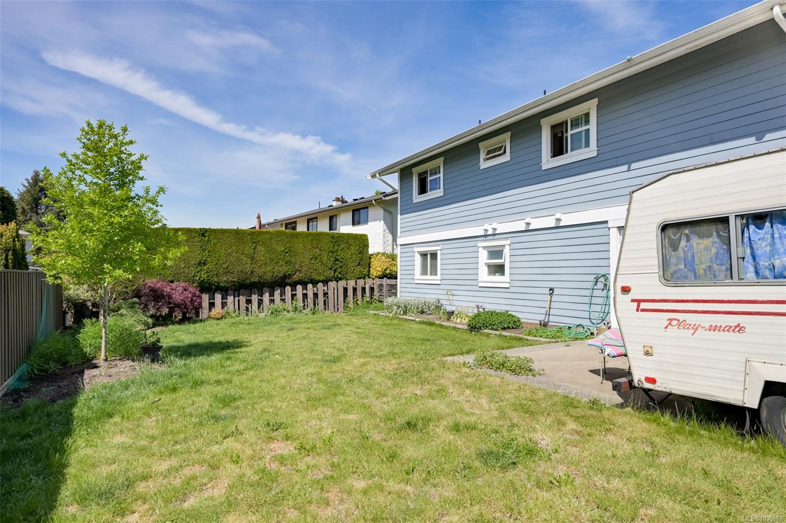 670 Polyanthus Cres
