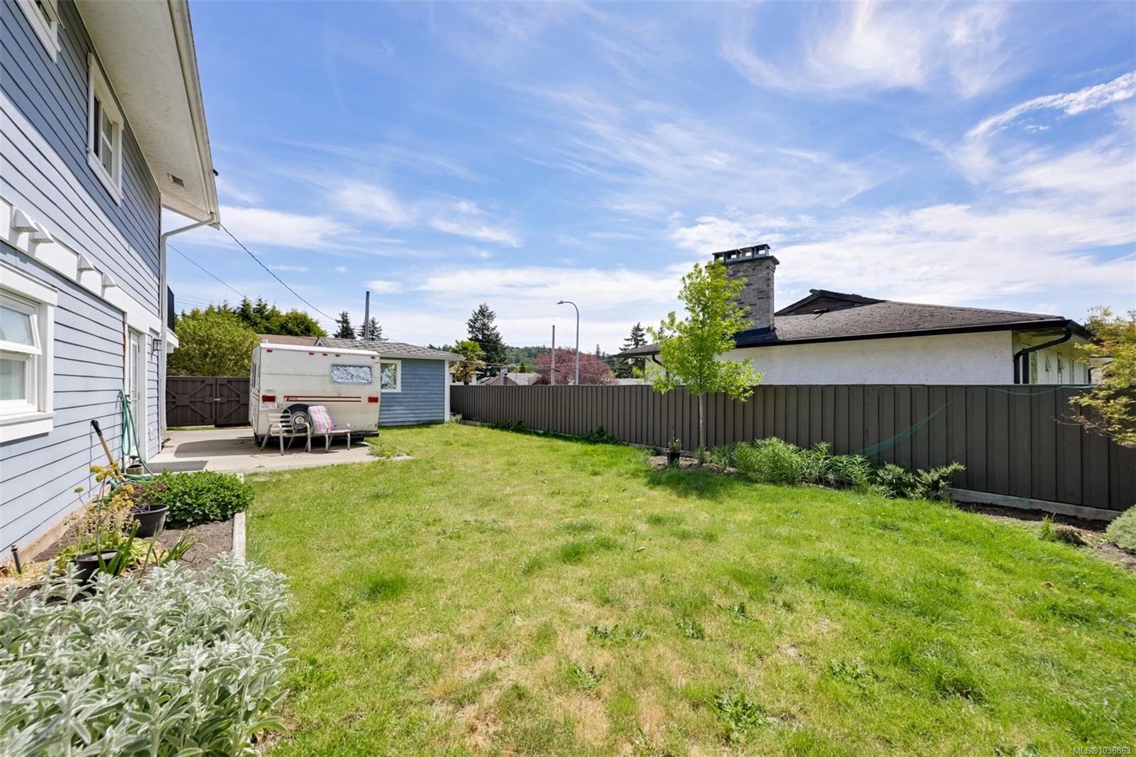 670 Polyanthus Cres