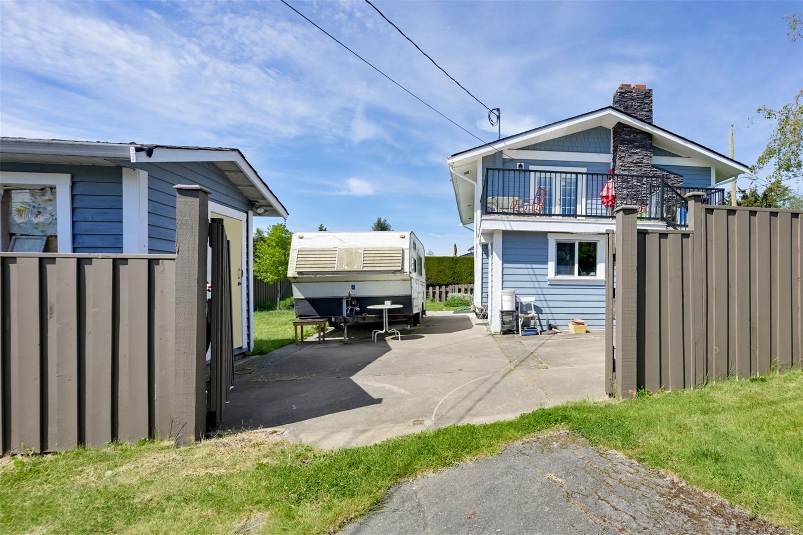 670 Polyanthus Cres