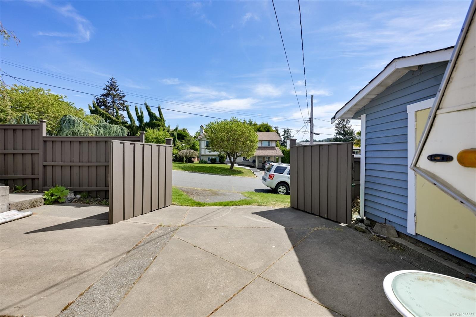 670 Polyanthus Cres