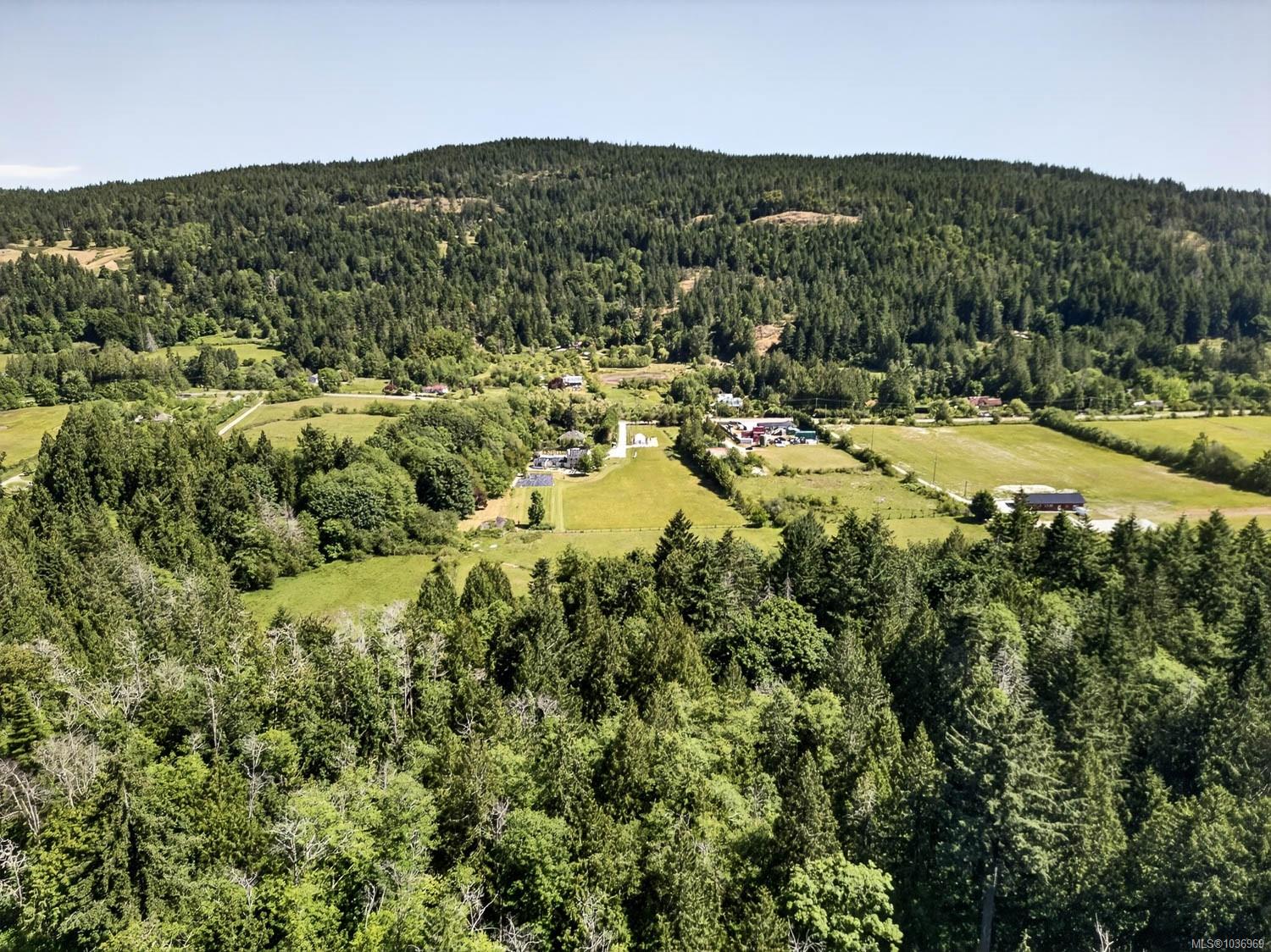 2454 Fulford-Ganges Rd