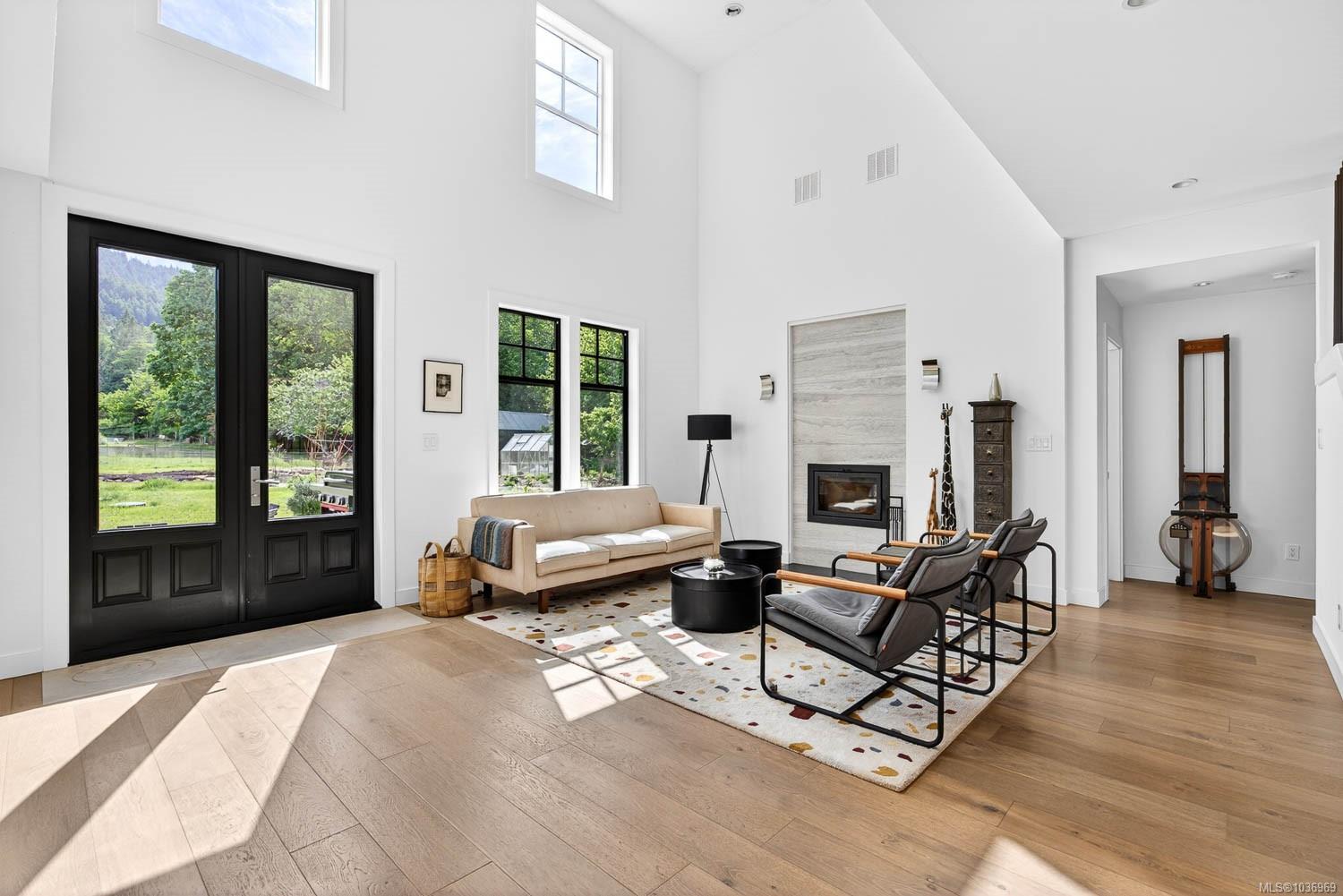 2454 Fulford-Ganges Rd