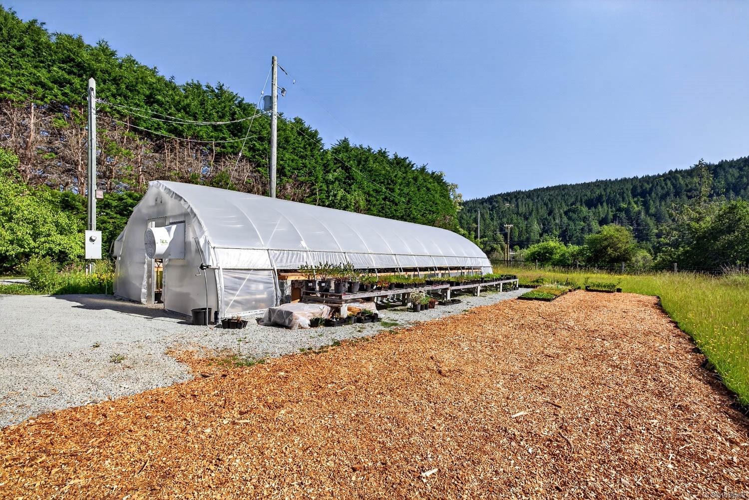 2454 Fulford-Ganges Rd