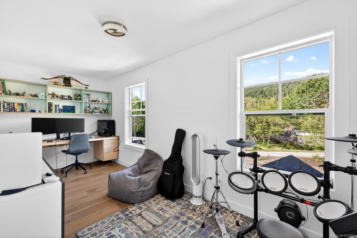 2454 Fulford-Ganges Rd