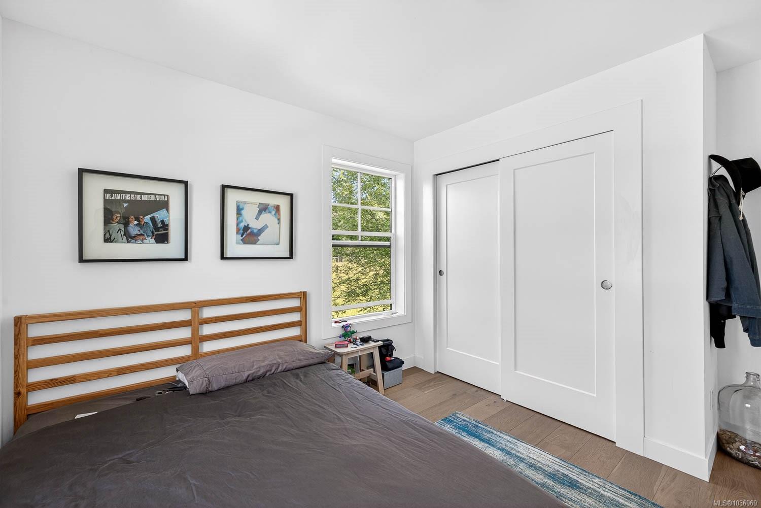 2454 Fulford-Ganges Rd