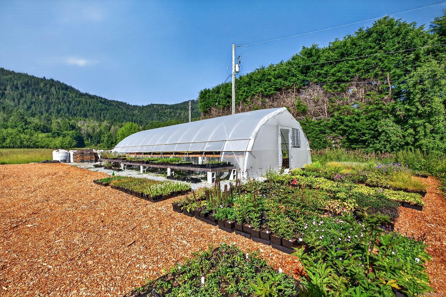 2454 Fulford-Ganges Rd