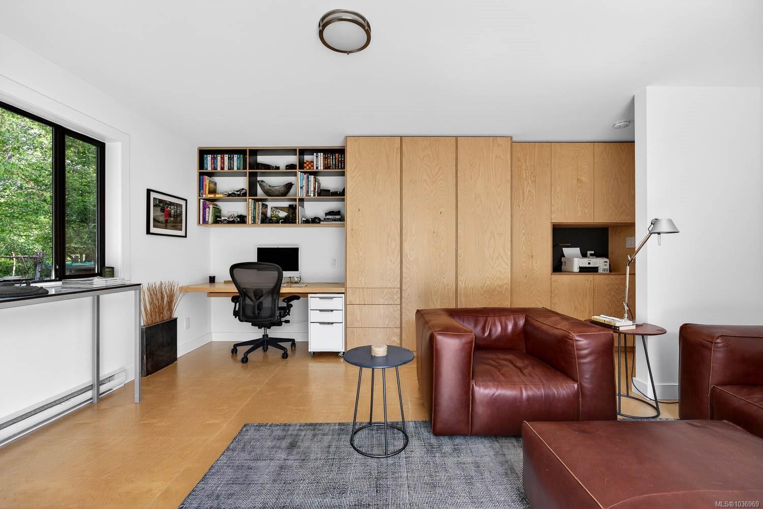 2454 Fulford-Ganges Rd