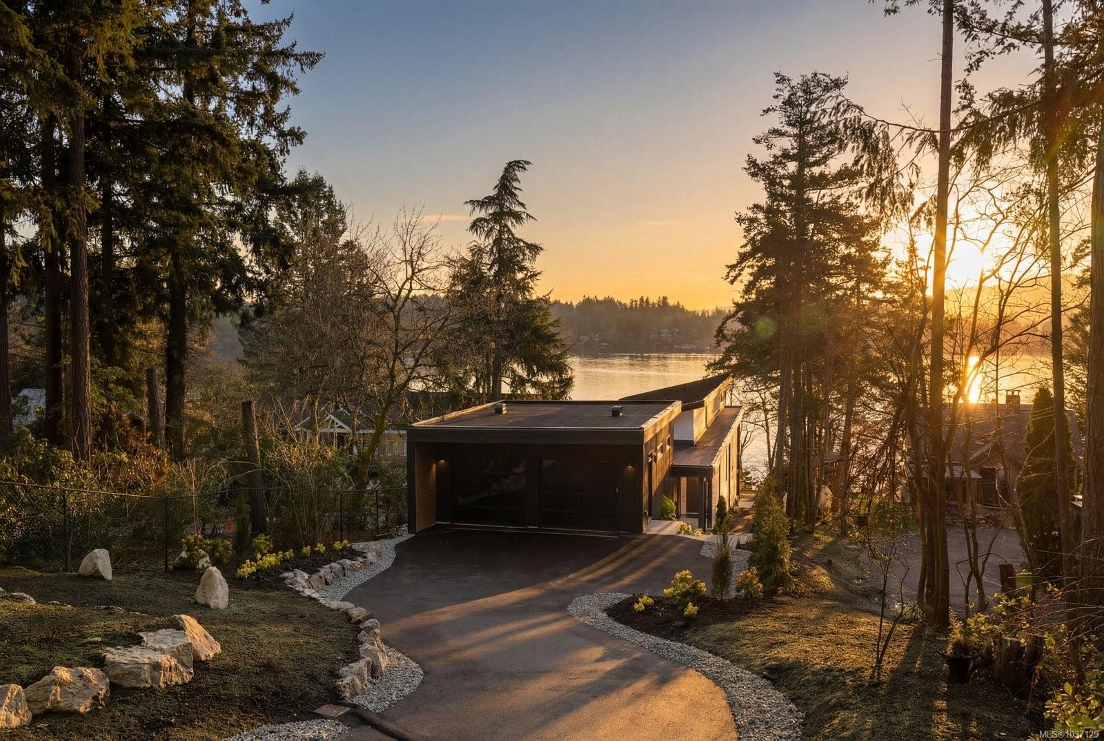 11392 Chalet Rd