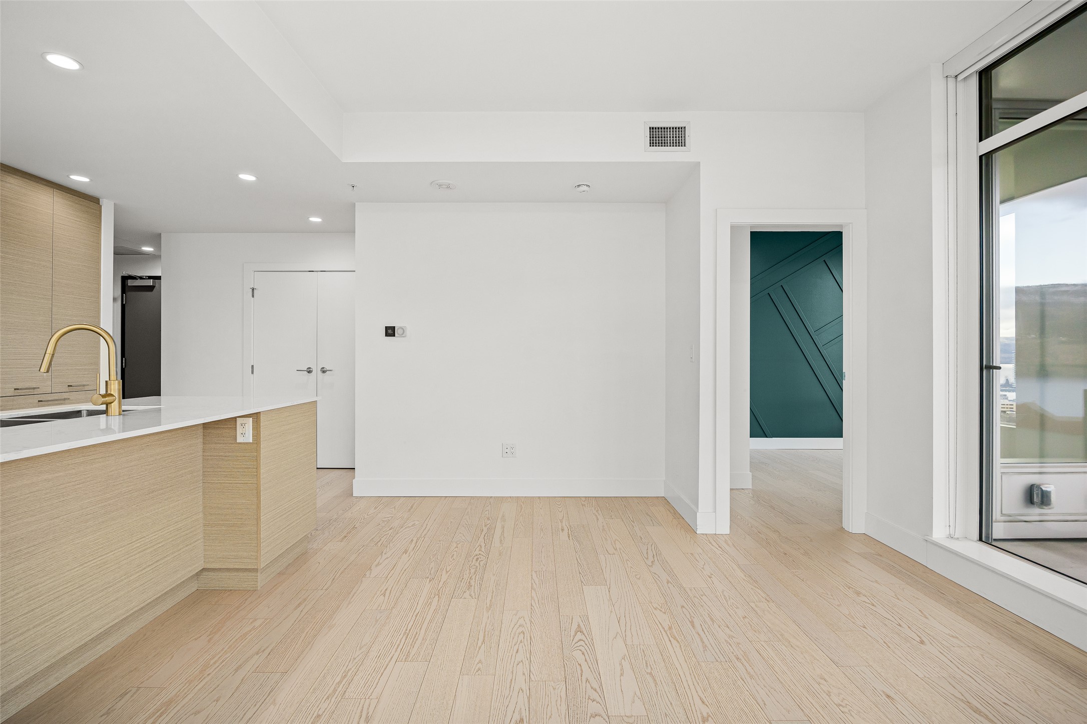 1191 Sunset Drive 2205