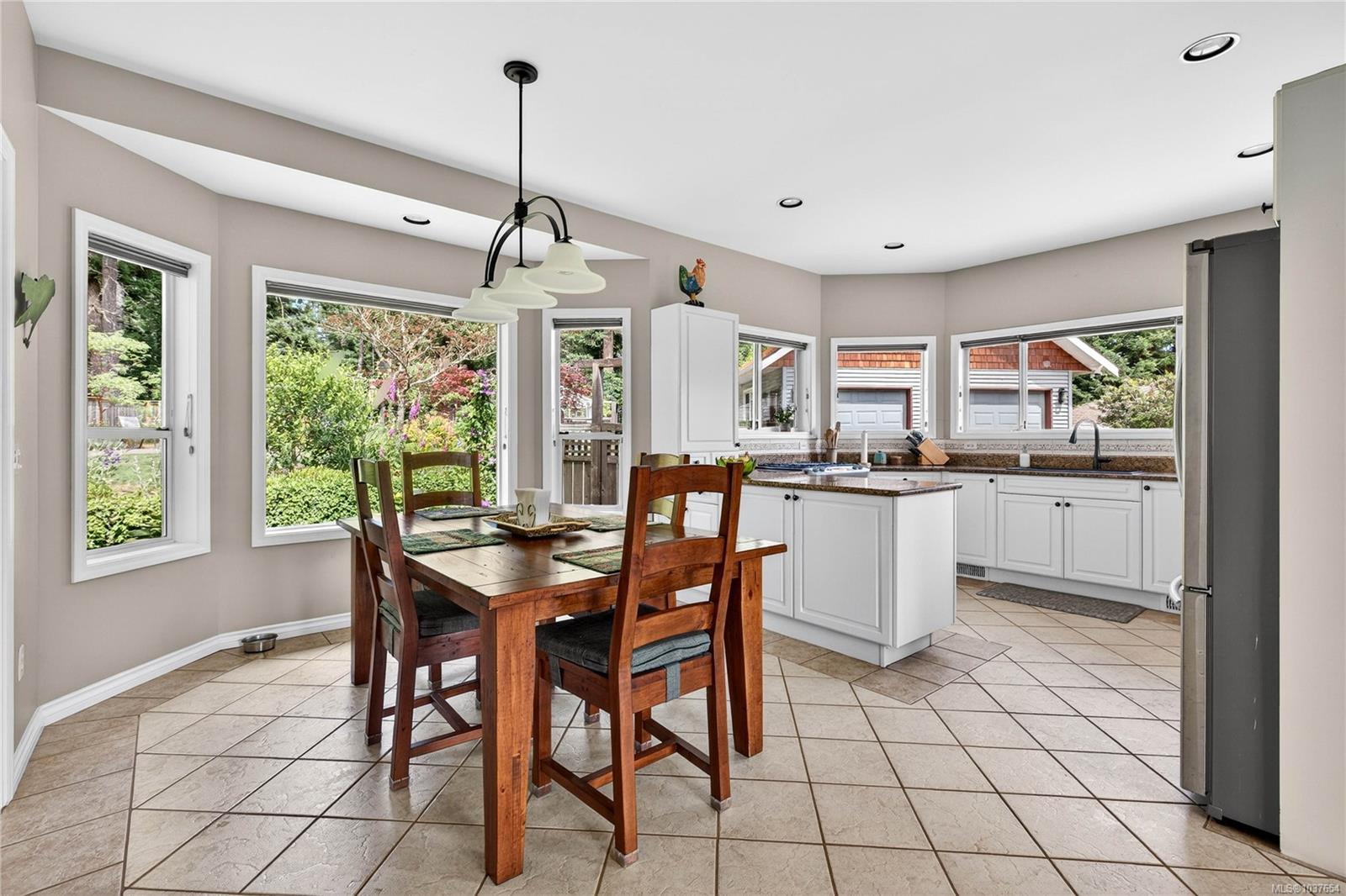 112 Murrelet Pl