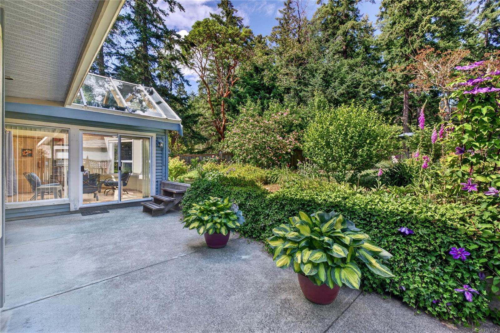 112 Murrelet Pl