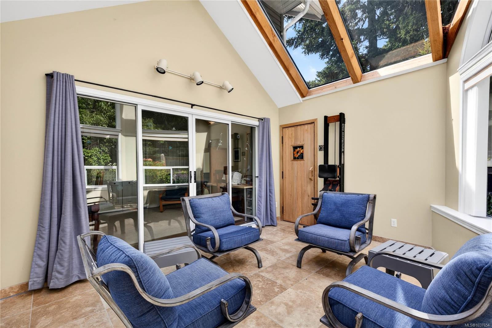 112 Murrelet Pl