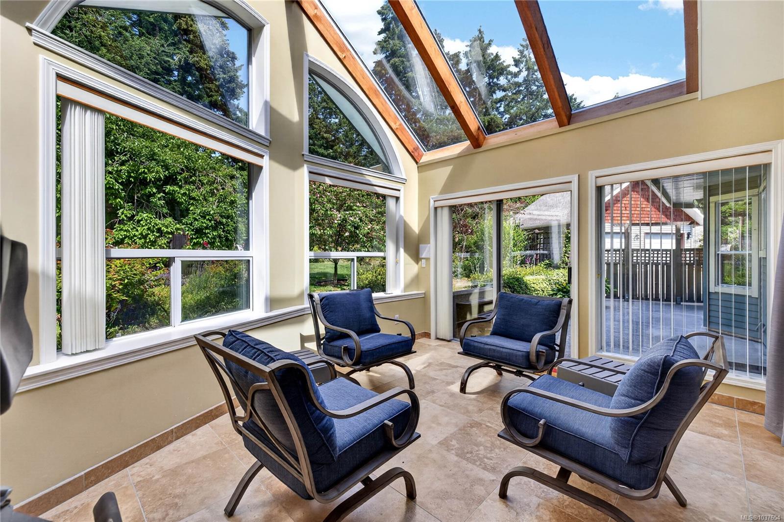 112 Murrelet Pl