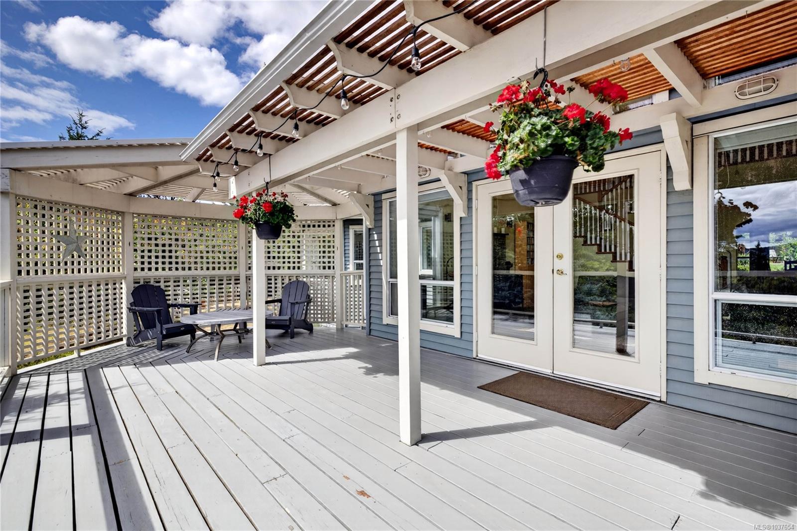112 Murrelet Pl