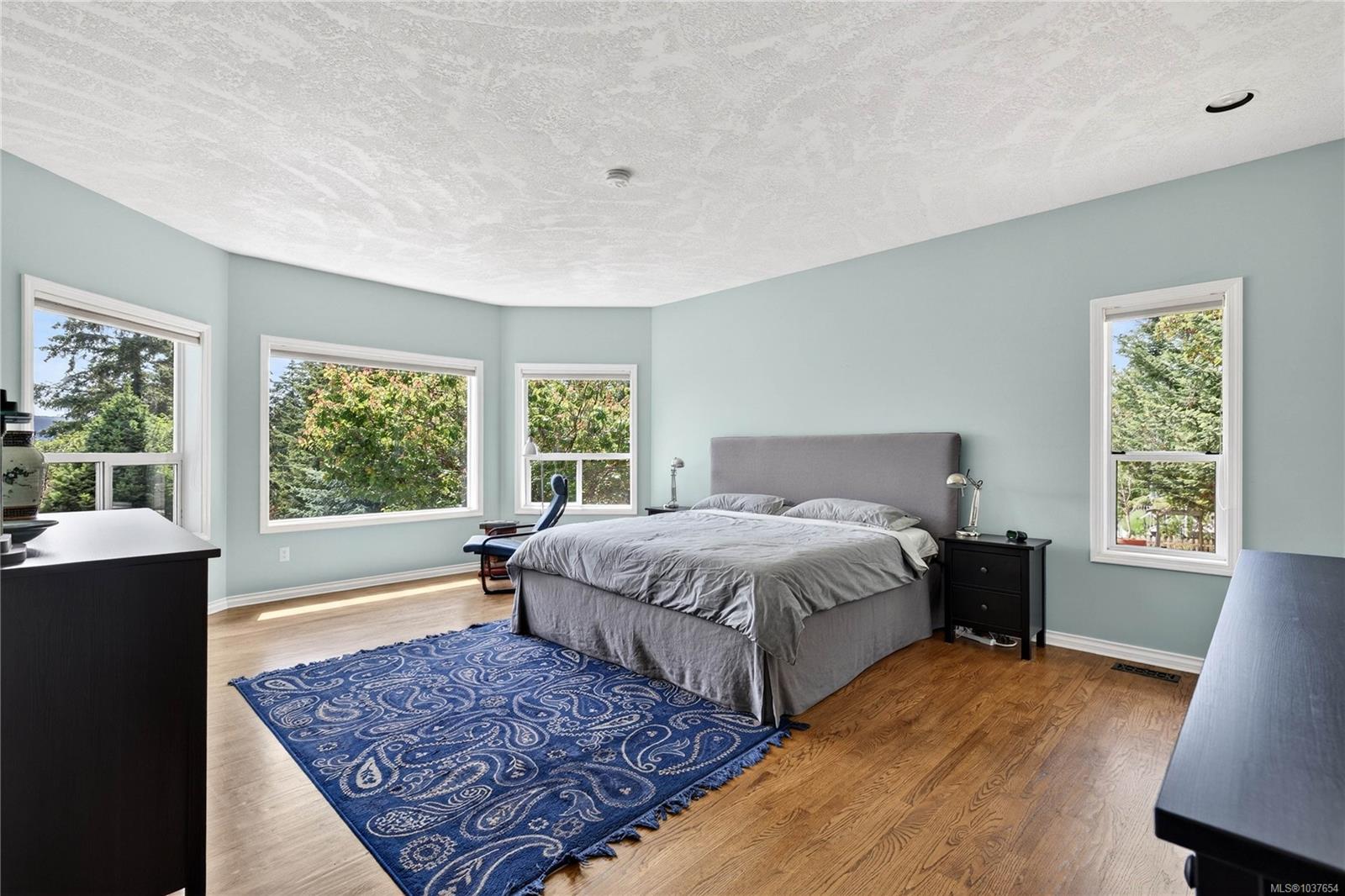 112 Murrelet Pl