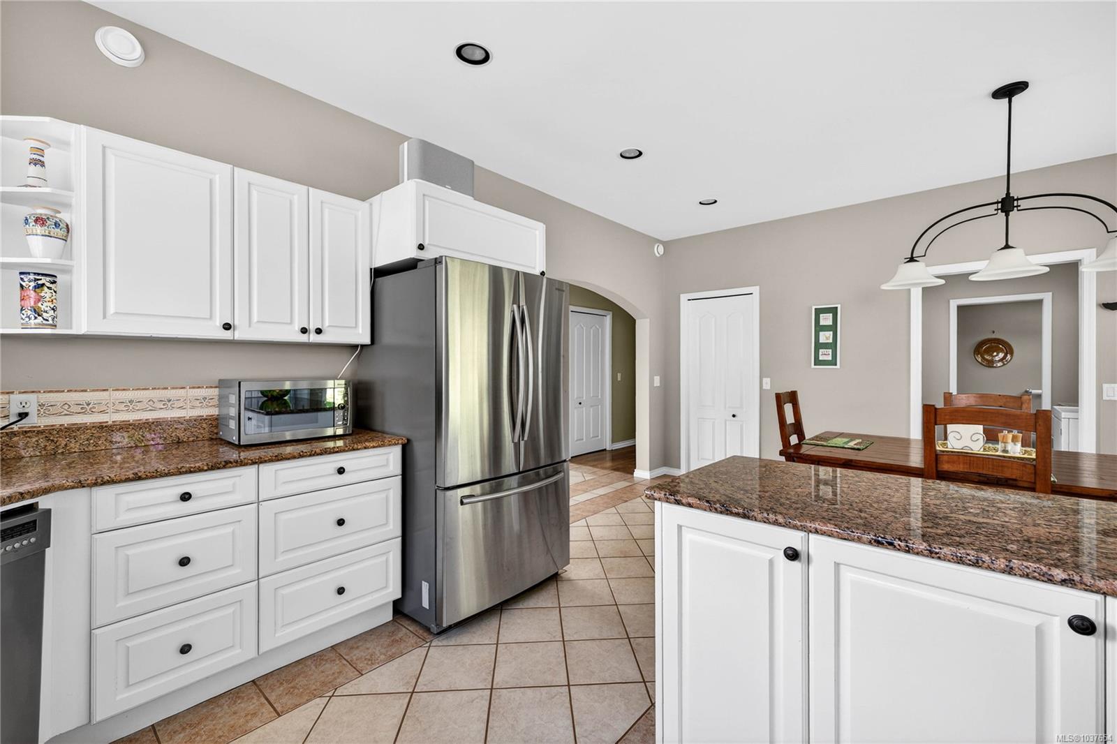 112 Murrelet Pl