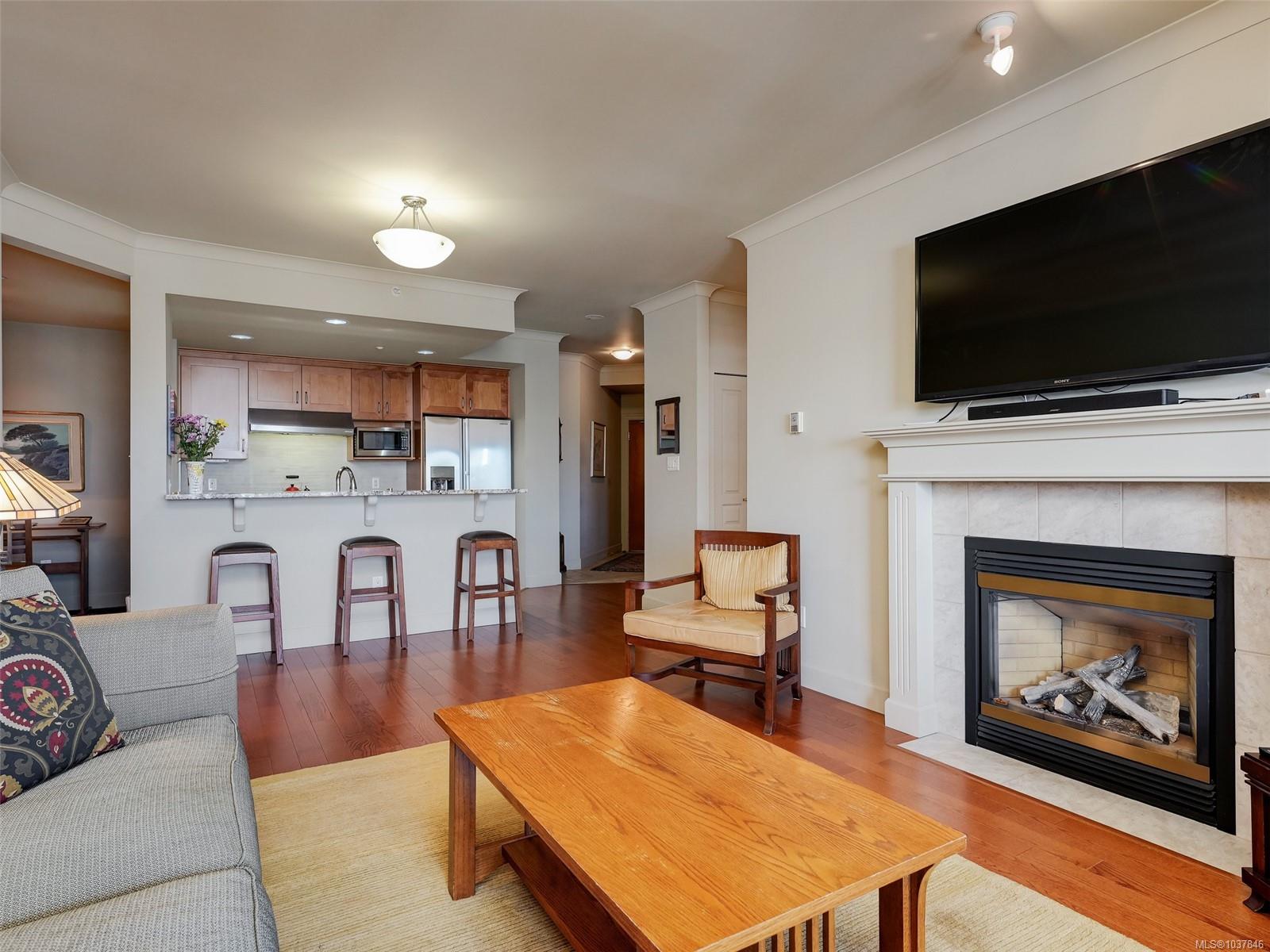 21 Dallas Rd #414
