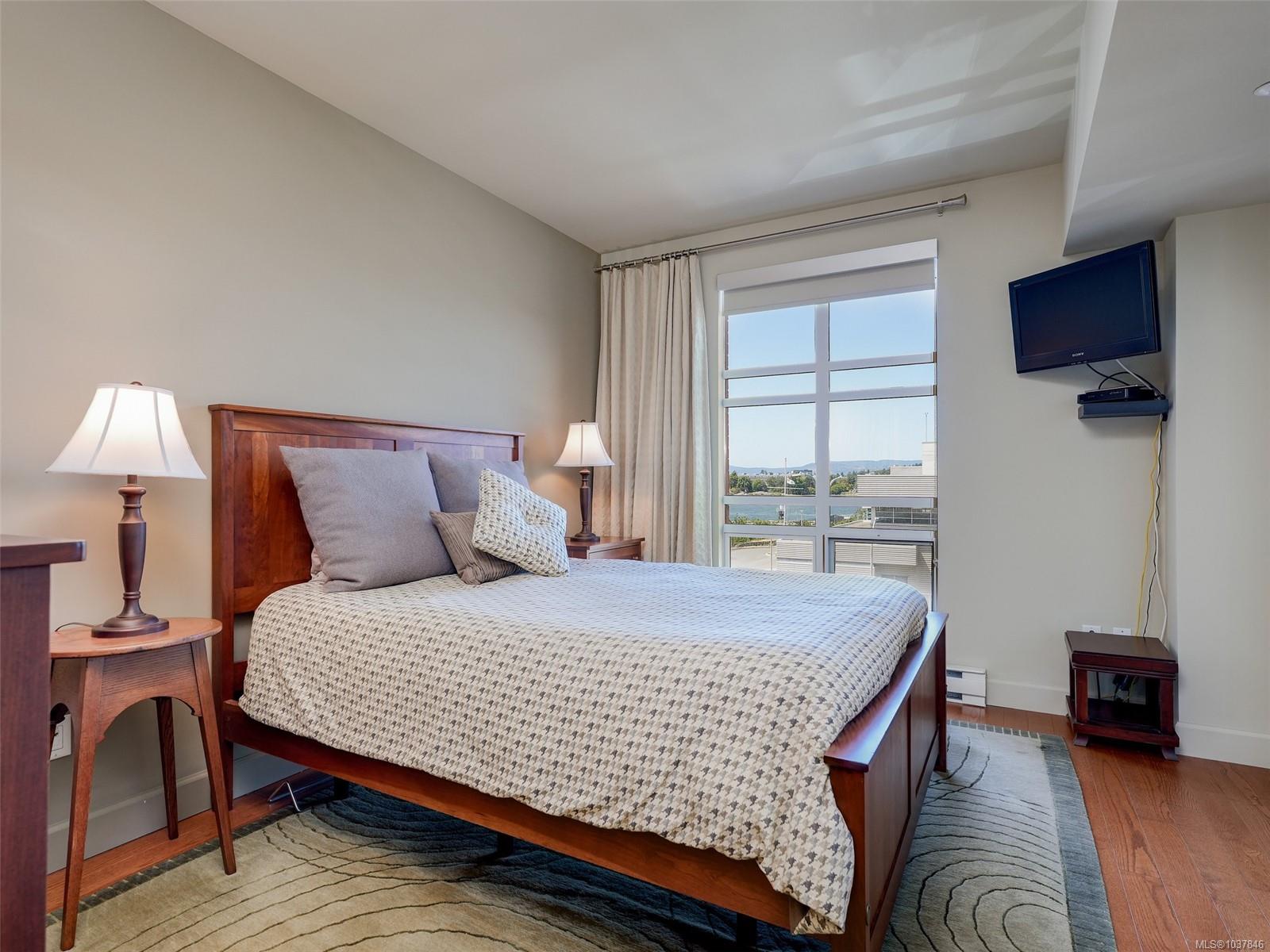 21 Dallas Rd #414