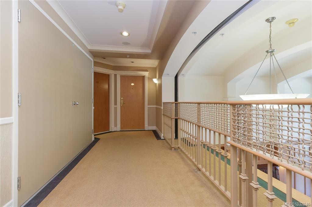 21 Dallas Rd #414