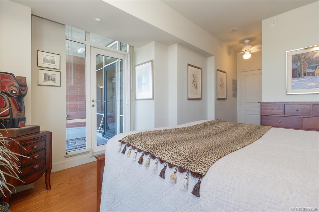 21 Dallas Rd #414