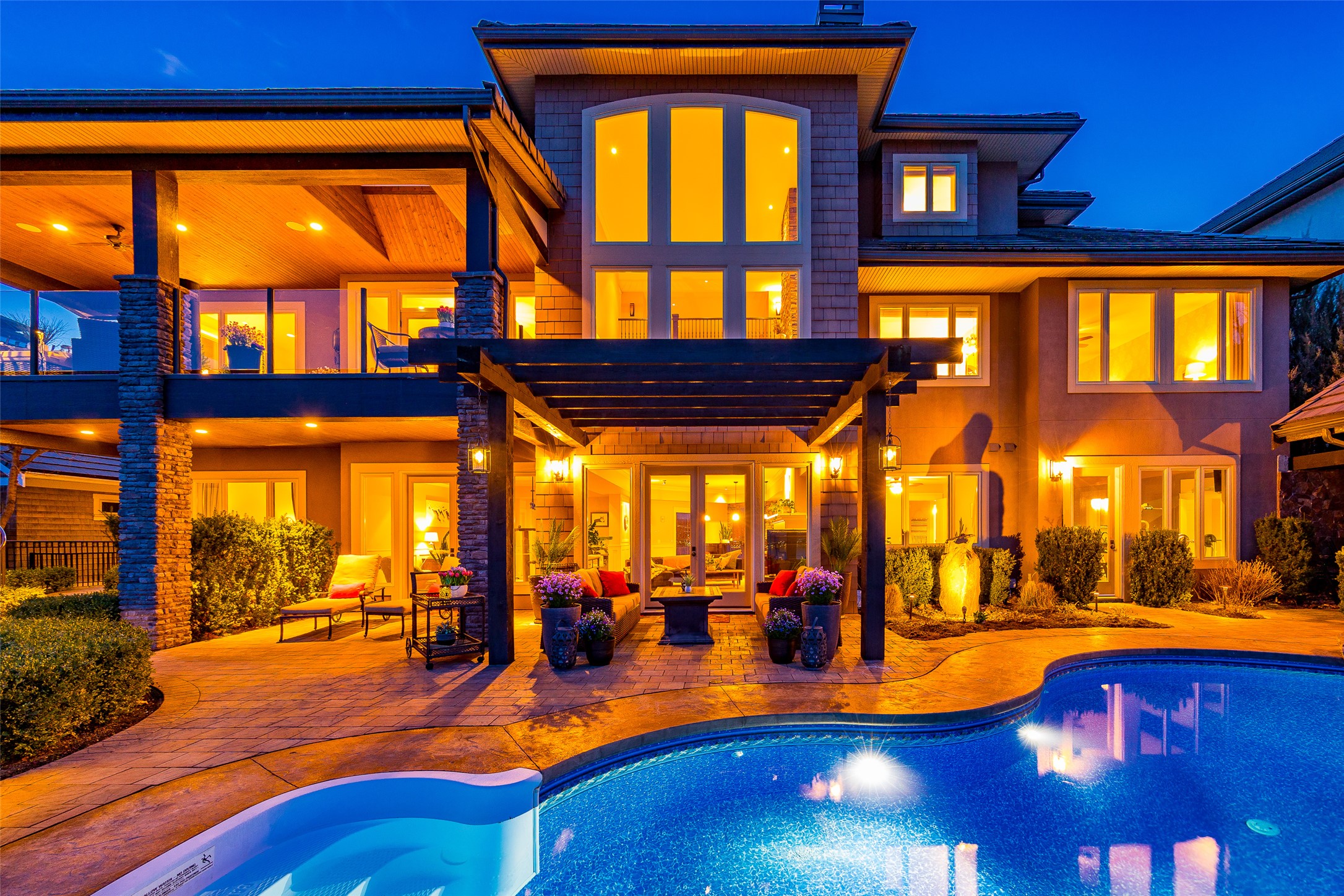2583 Lucinde Road