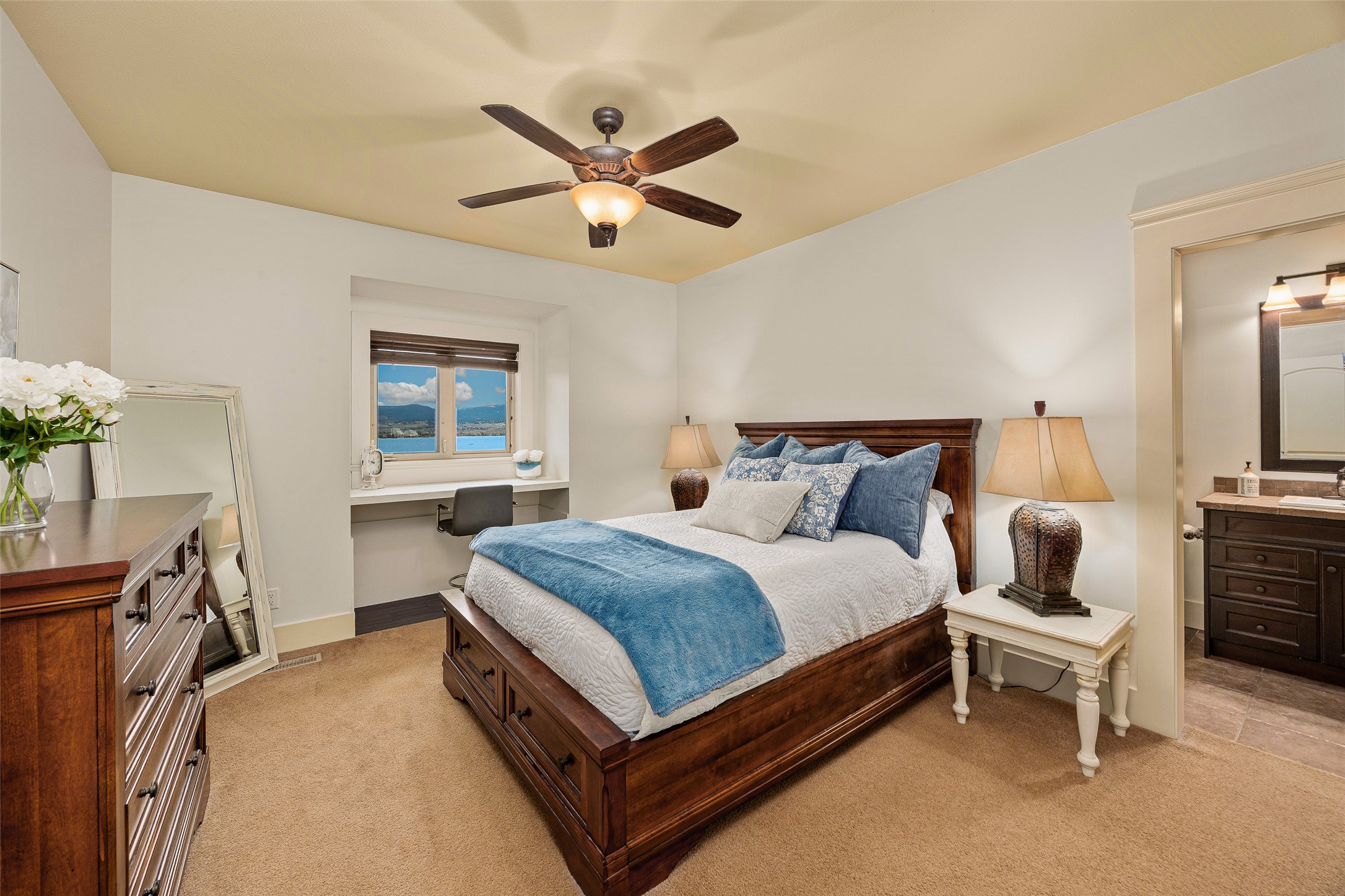 2583 Lucinde Road