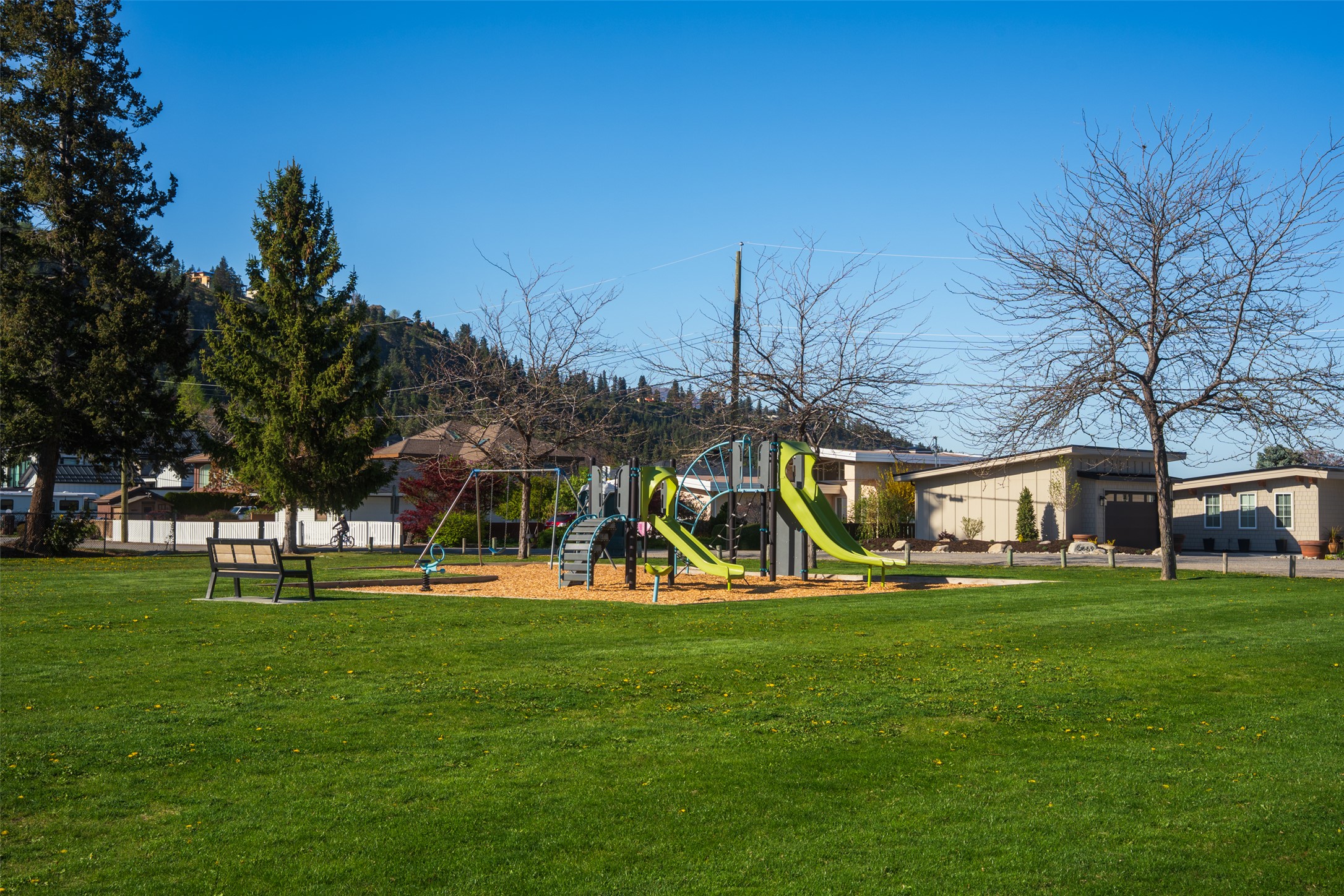 2583 Lucinde Road