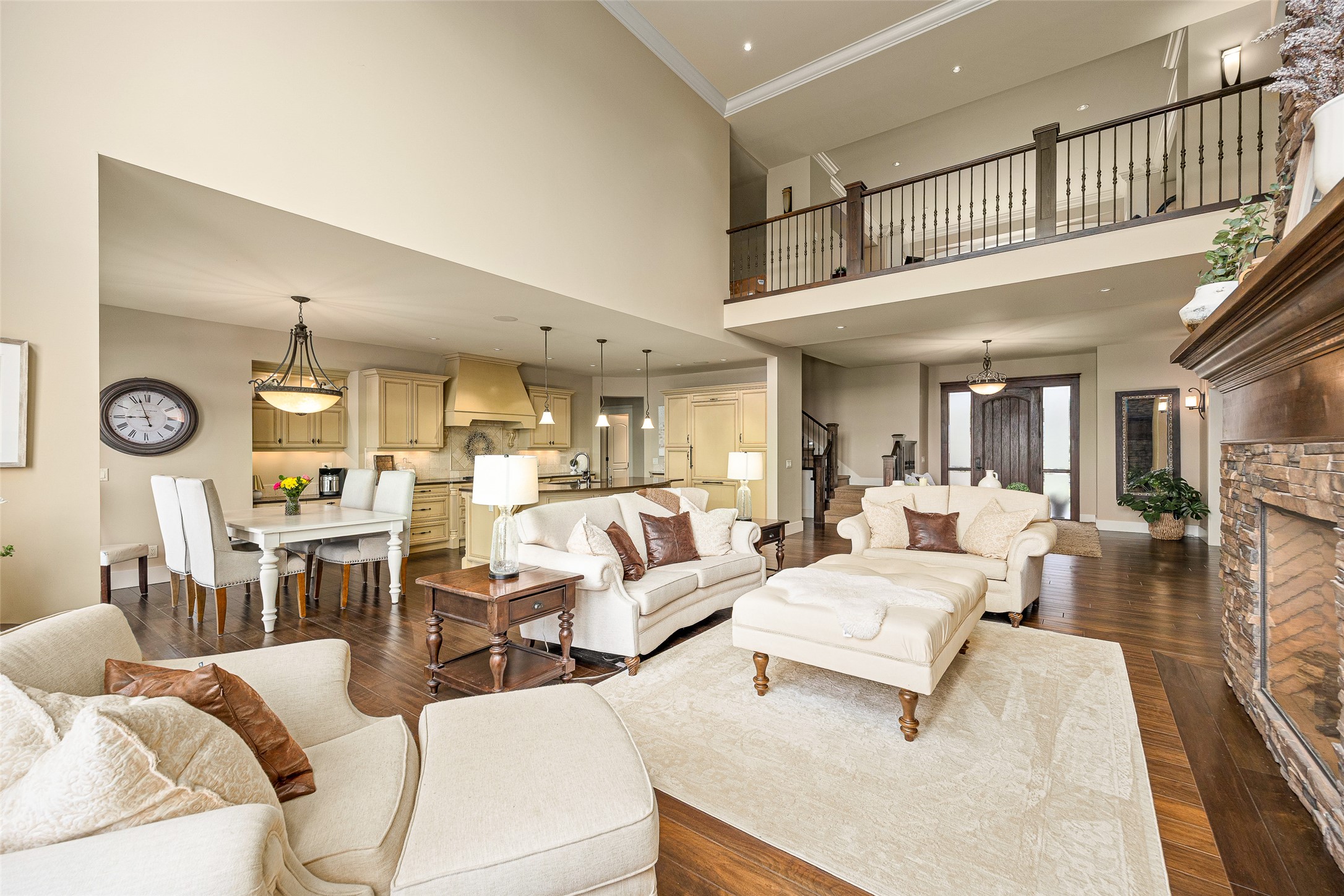 2583 Lucinde Road