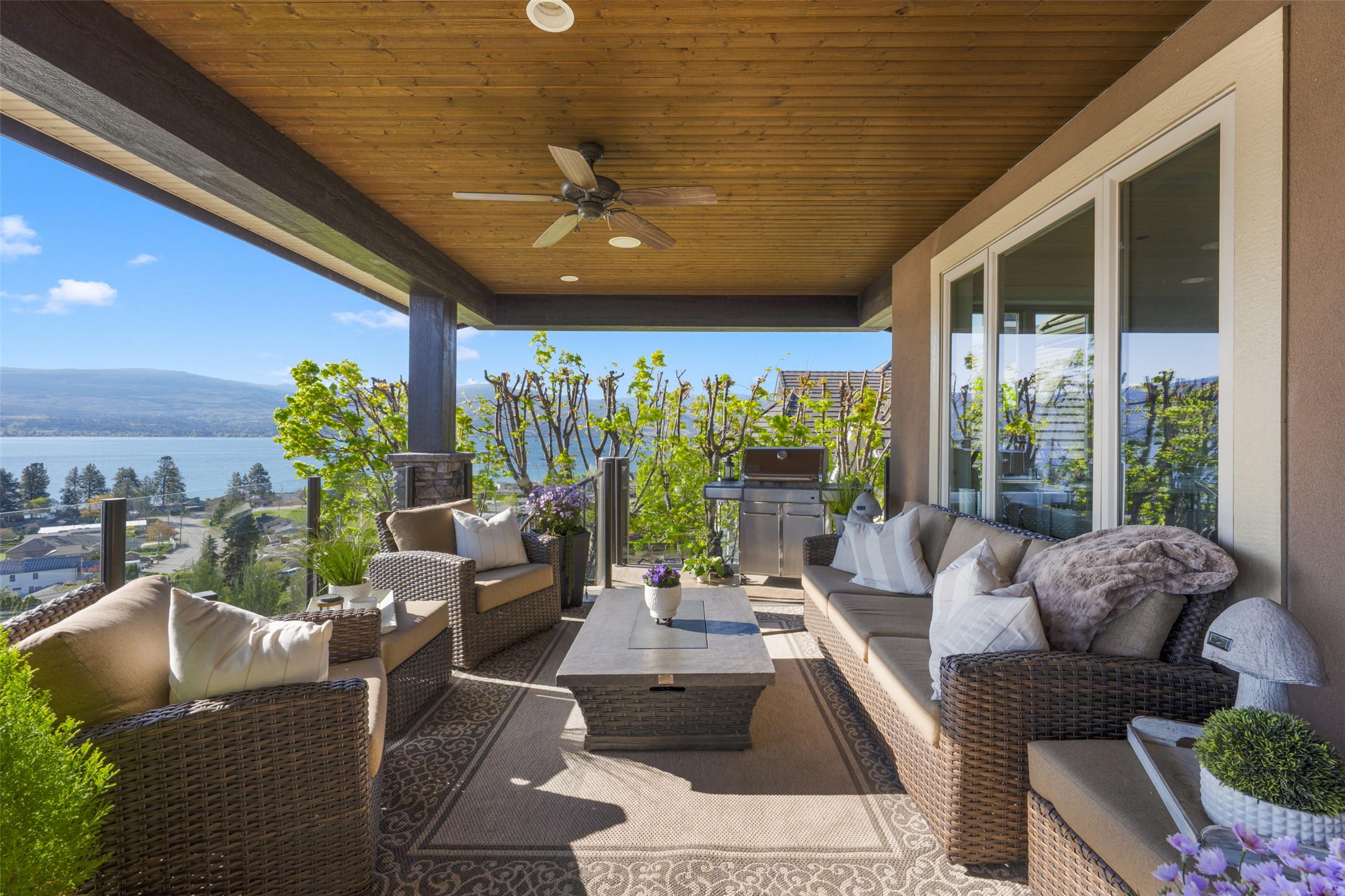 2583 Lucinde Road