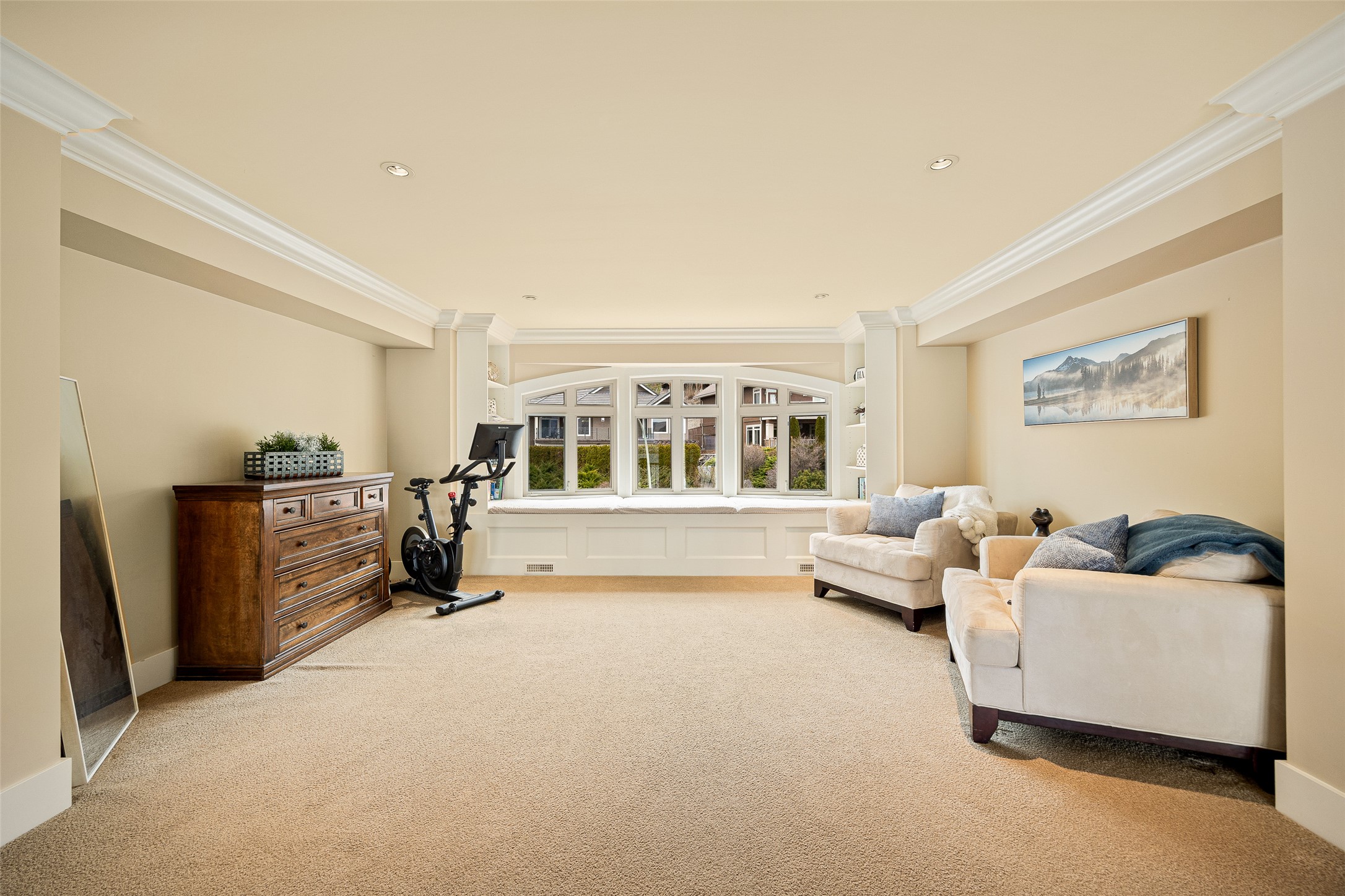 2583 Lucinde Road