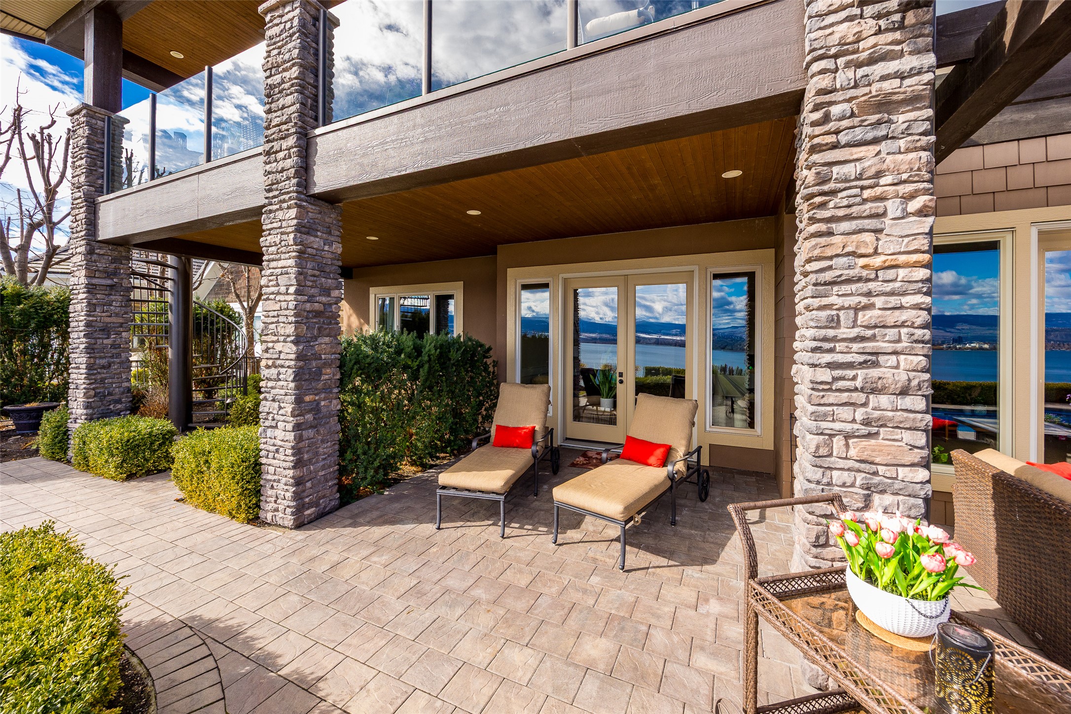 2583 Lucinde Road