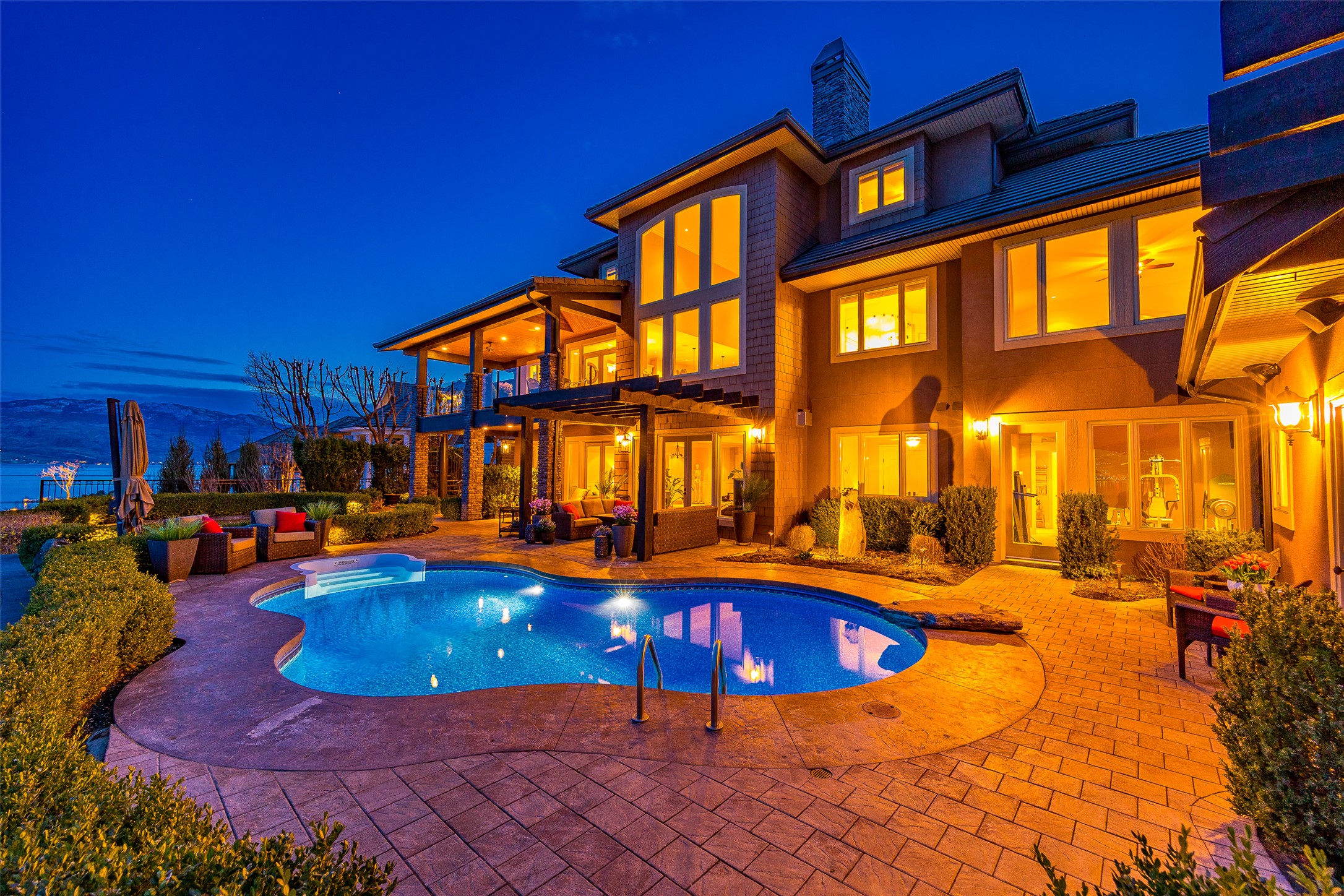 2583 Lucinde Road