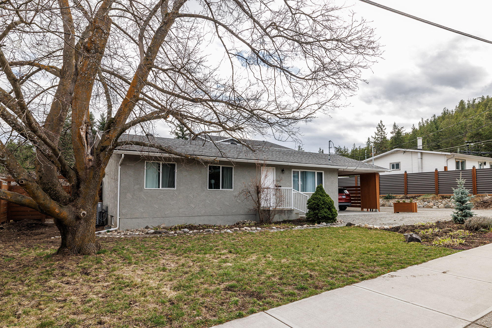 1257 Rio Drive