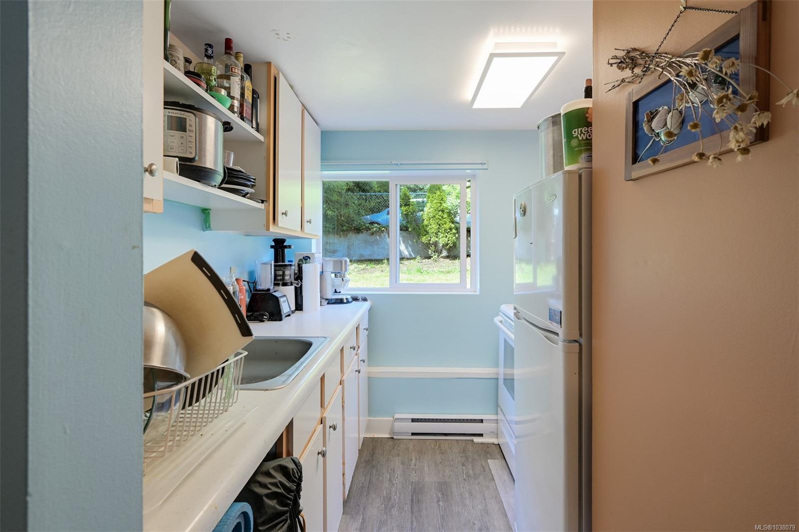 1620 Camosun St
