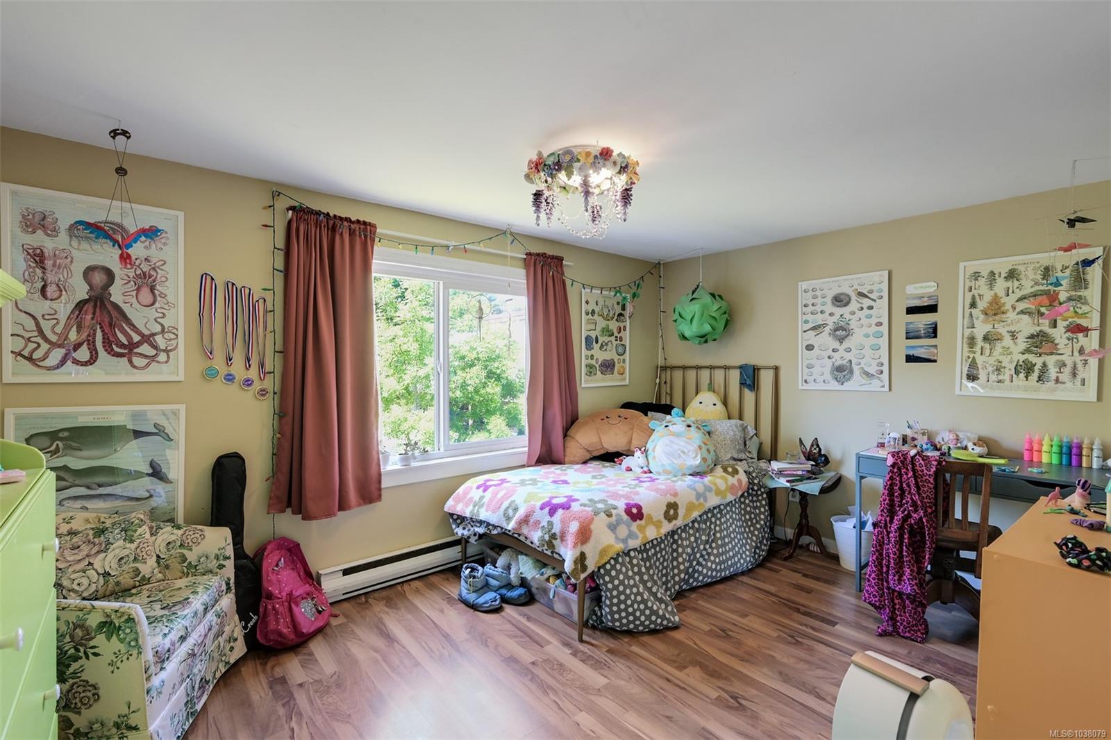 1620 Camosun St