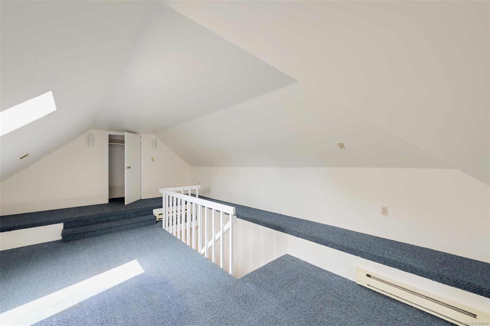1620 Camosun St