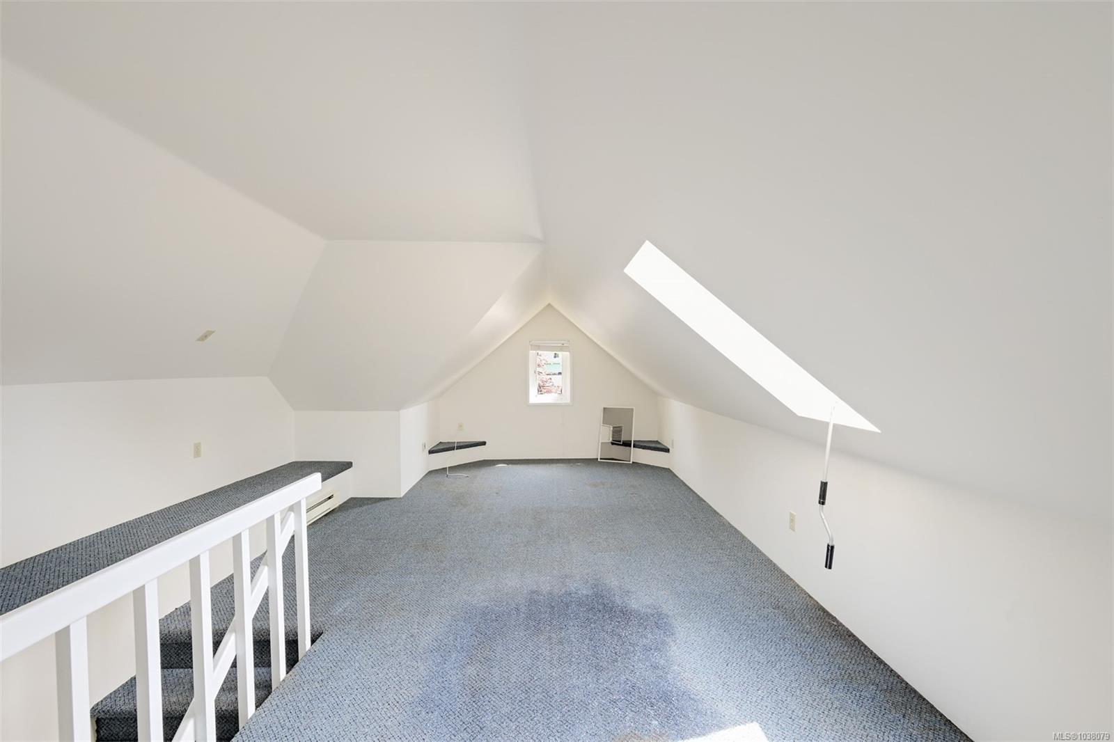 1620 Camosun St