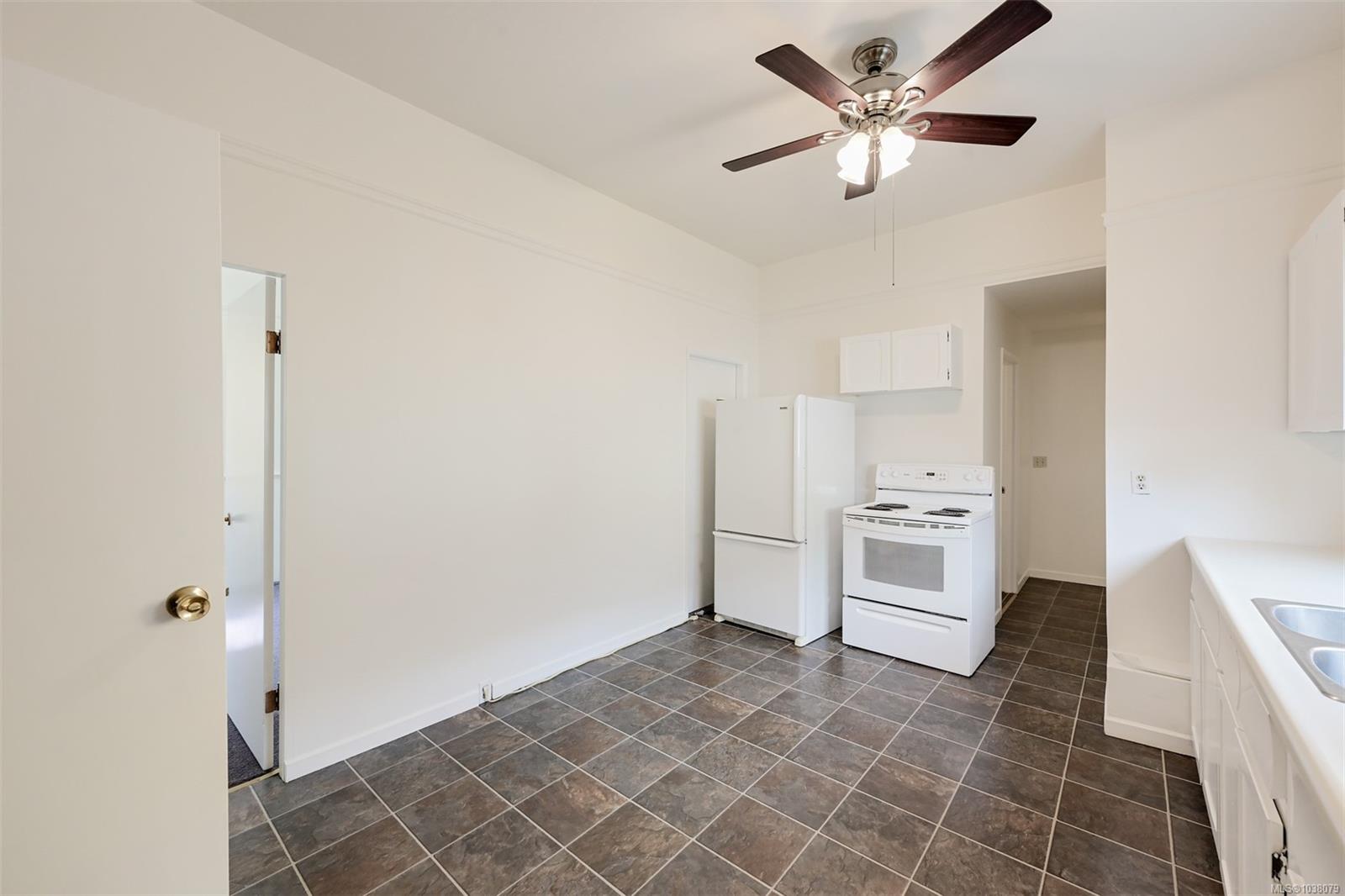 1620 Camosun St